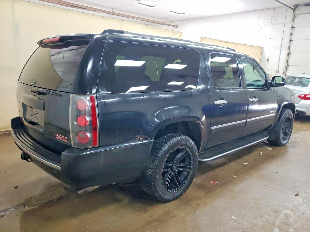 2012 Gmc Yukon Xl Denali Black vin: 1GKS2MEF8CR163278