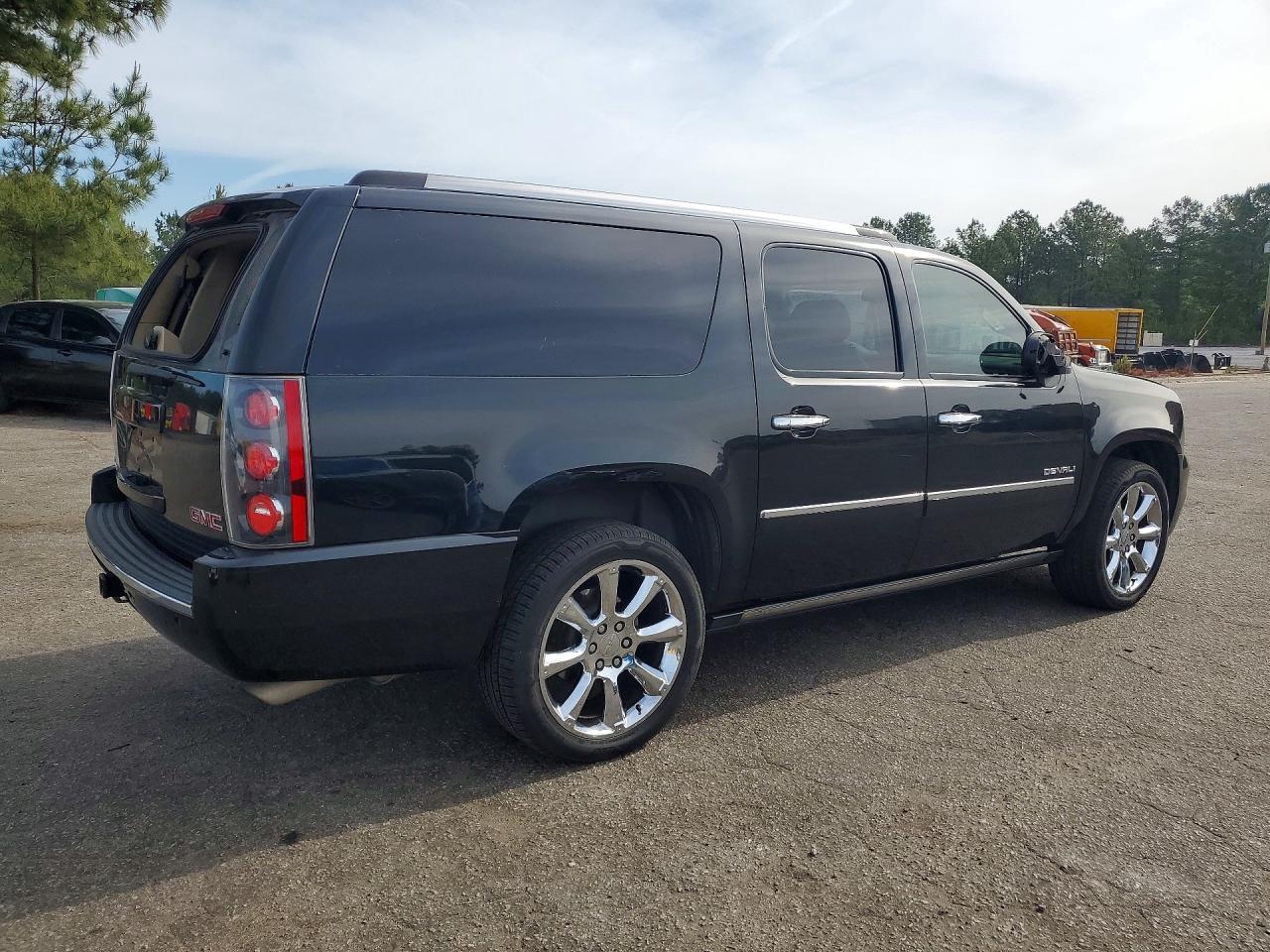2013 Gmc Yukon Xl Denali Black vin: 1GKS2MEF8DR280862