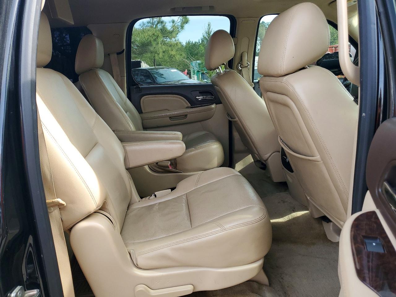 2013 Gmc Yukon Xl Denali Black vin: 1GKS2MEF8DR280862