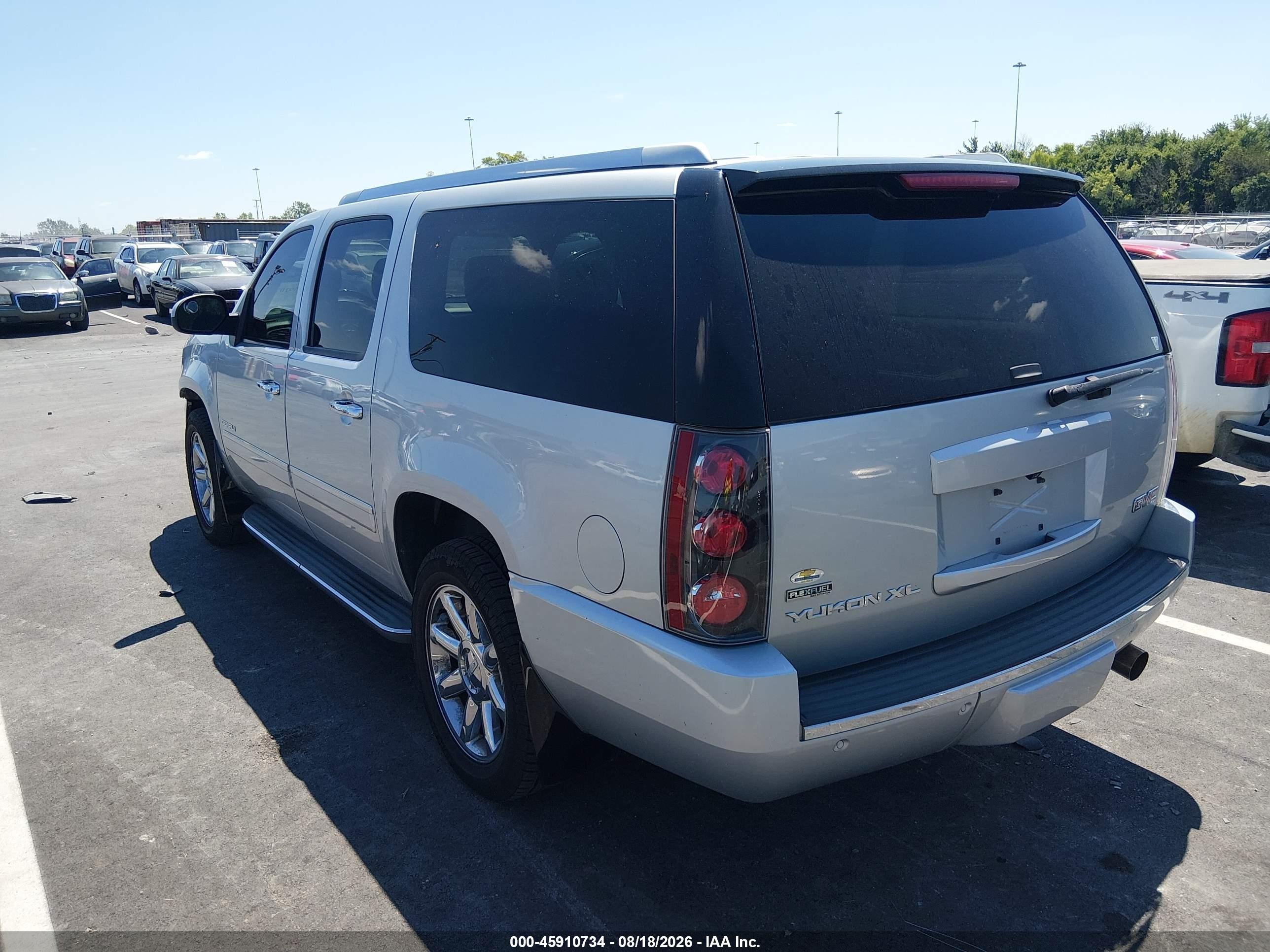 2012 Gmc Yukon Xl 1500 Denali Серебряный vin: 1GKS2MEF9CR217297