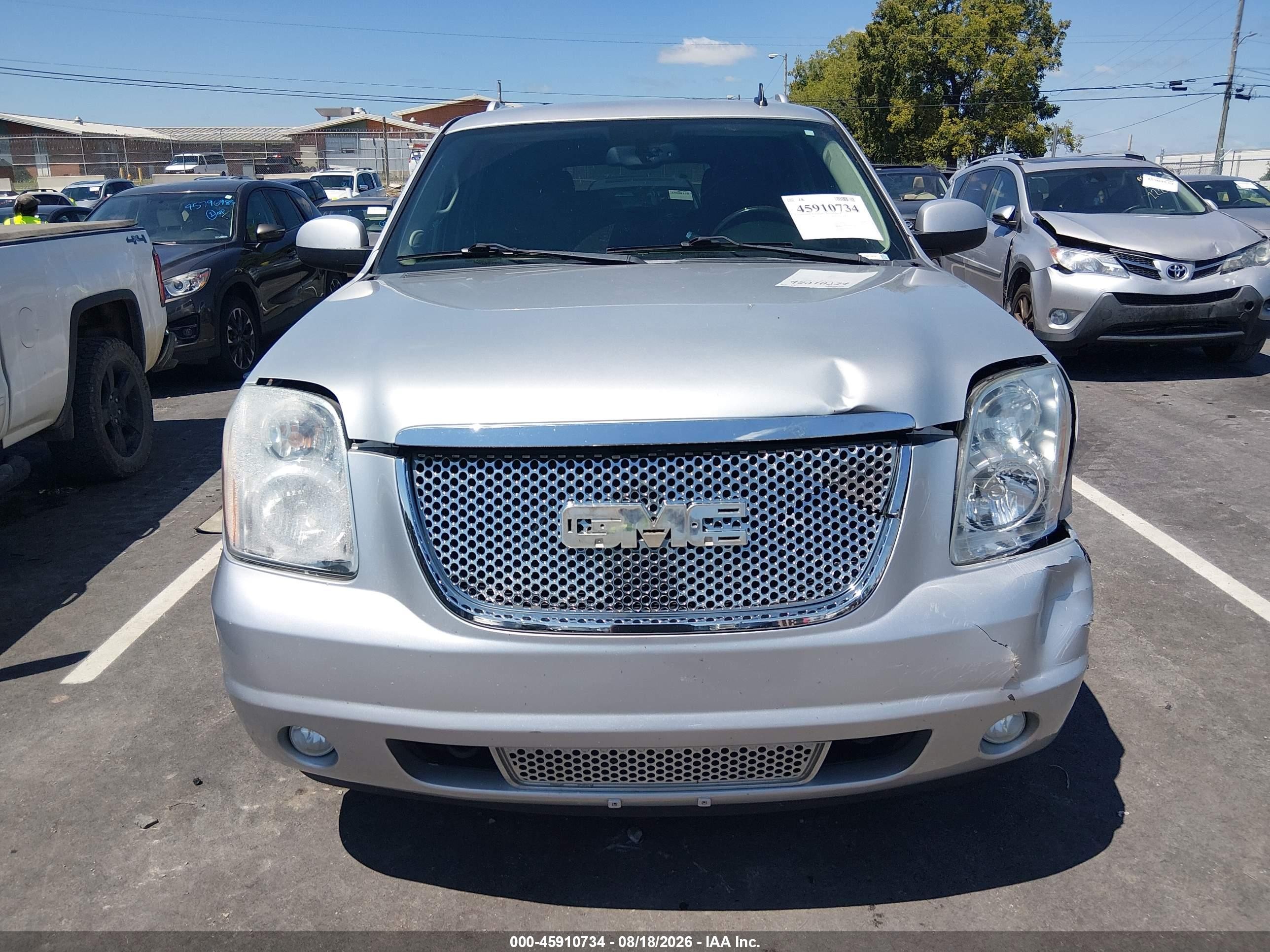 2012 Gmc Yukon Xl 1500 Denali Серебряный vin: 1GKS2MEF9CR217297