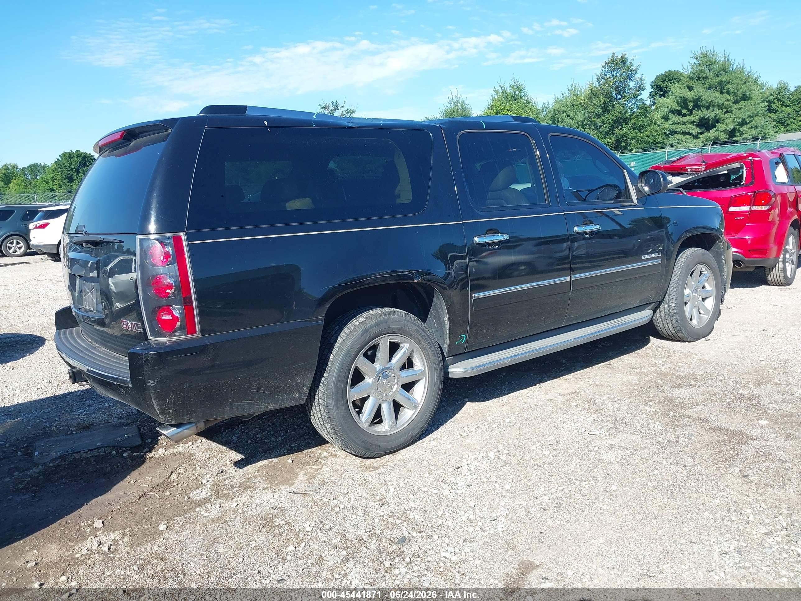 2013 Gmc Yukon Xl 1500 Denali Black vin: 1GKS2MEFXDR167849