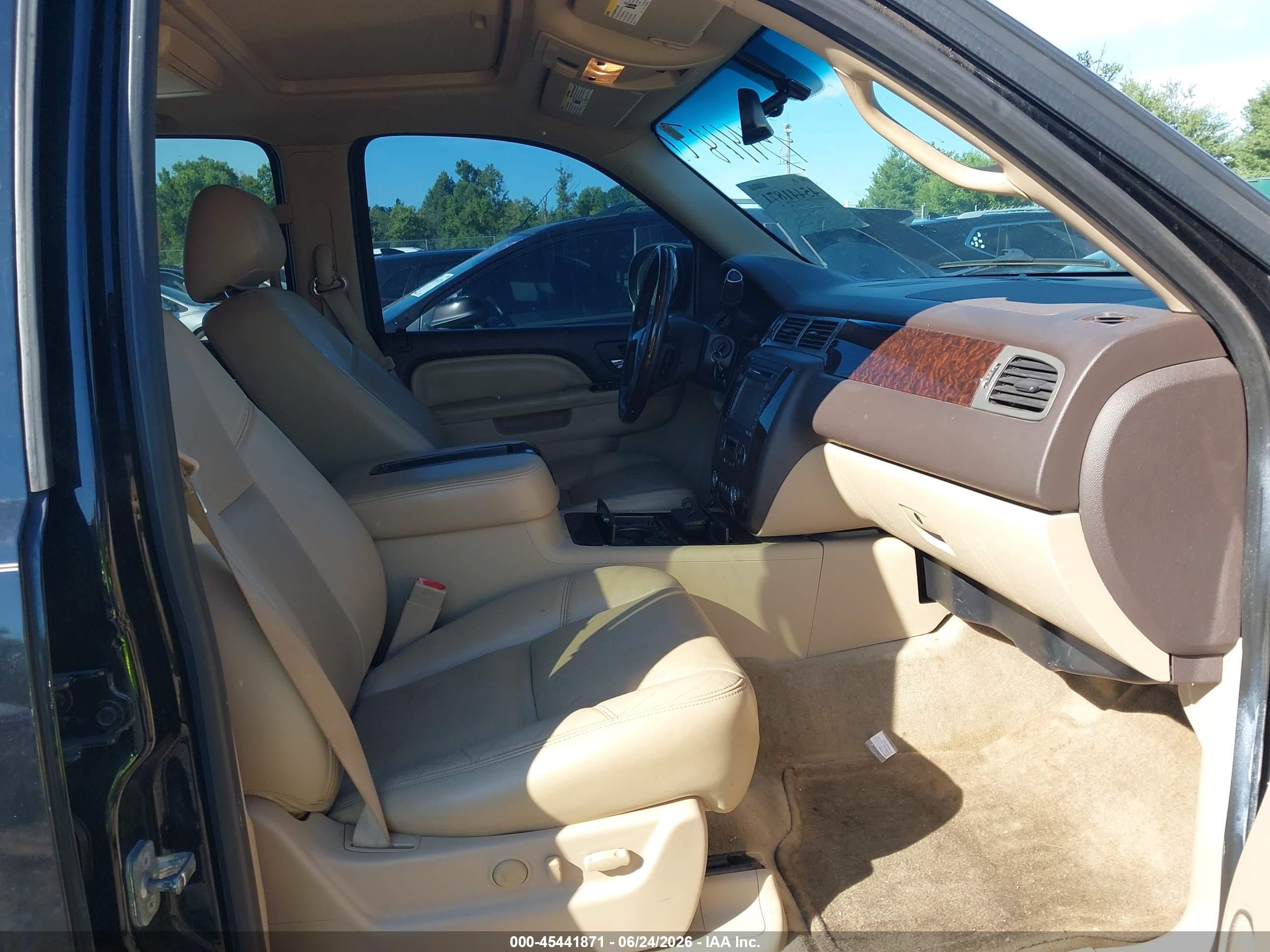 2013 Gmc Yukon Xl 1500 Denali Black vin: 1GKS2MEFXDR167849