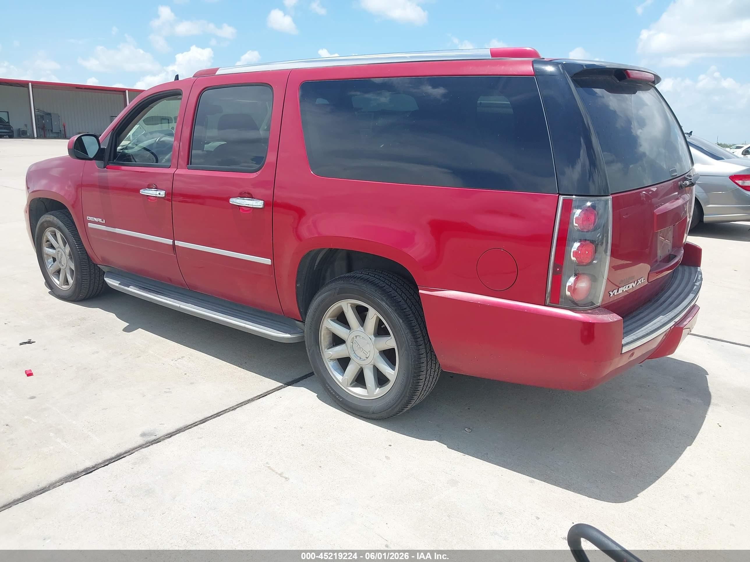 2013 Gmc Yukon Xl 1500 Denali Red vin: 1GKS2MEFXDR234319