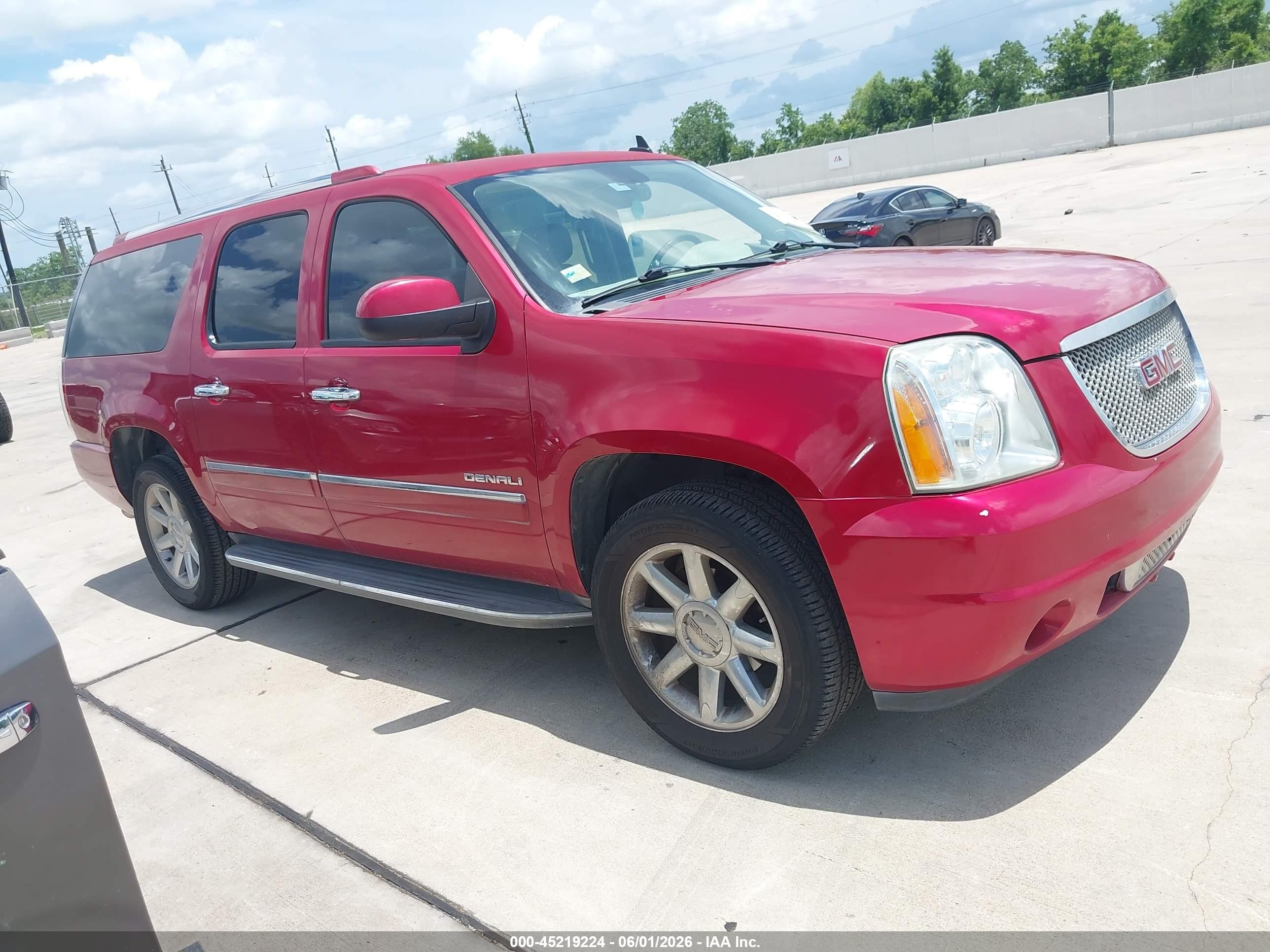2013 Gmc Yukon Xl 1500 Denali Red vin: 1GKS2MEFXDR234319