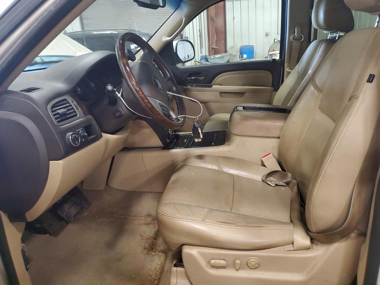 2013 Gmc Yukon Xl Denali White vin: 1GKS2MEFXDR291541