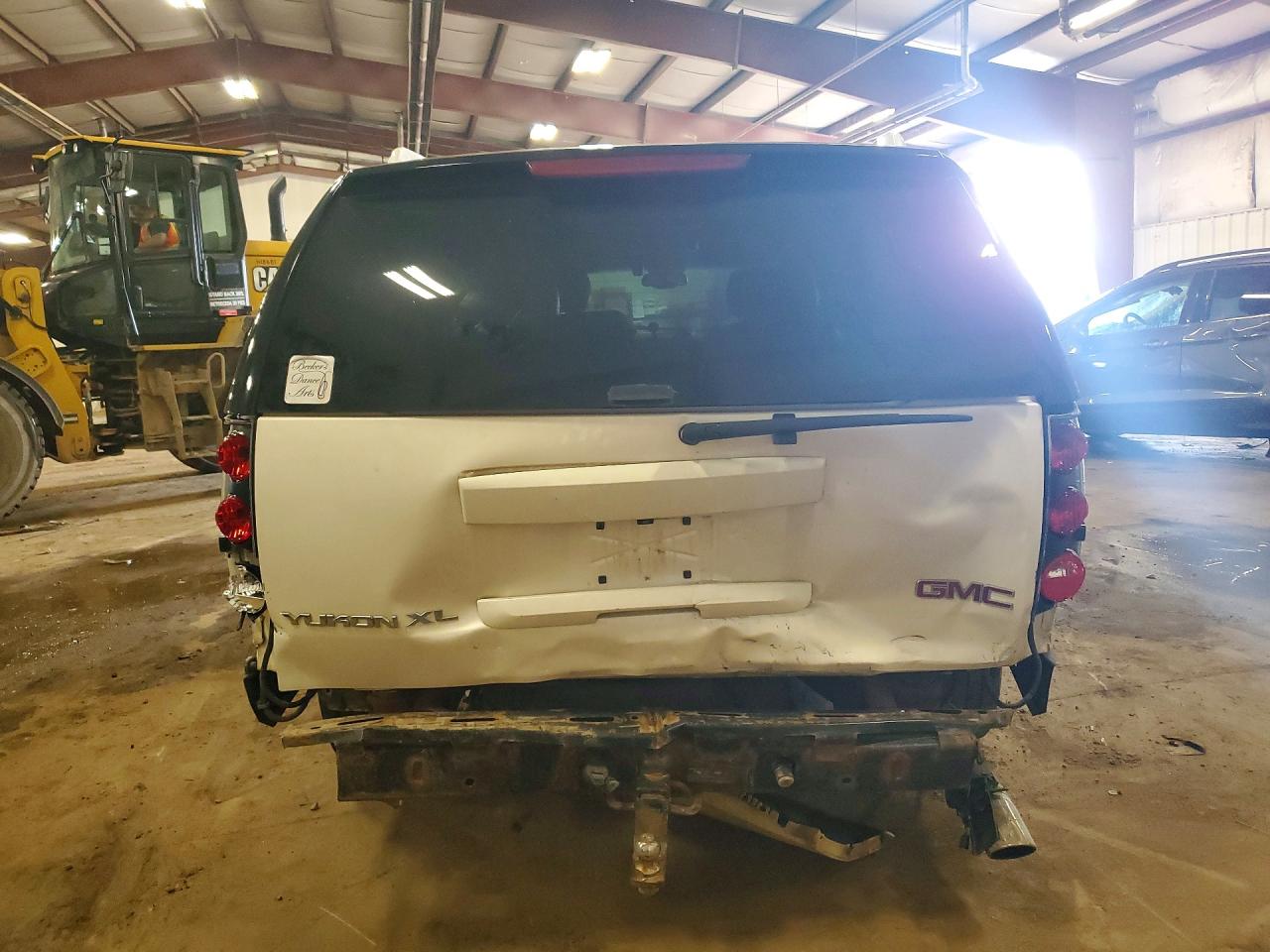 2013 Gmc Yukon Xl Denali White vin: 1GKS2MEFXDR291541