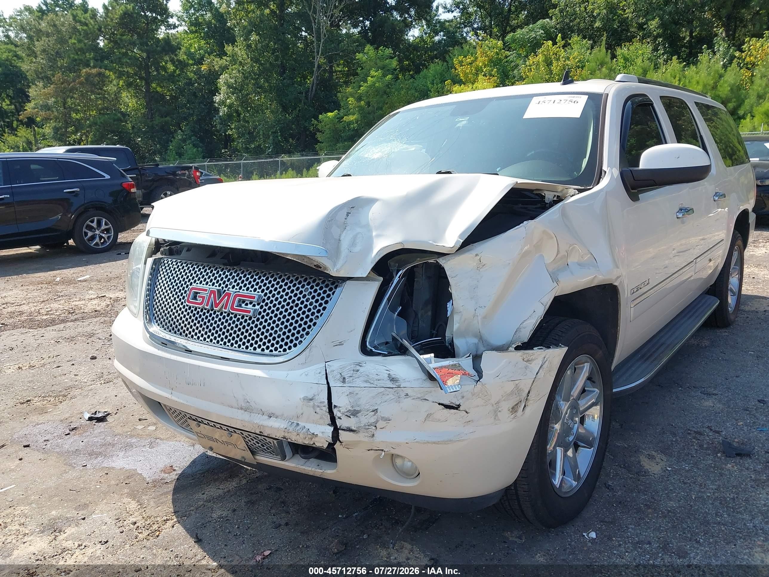 2013 Gmc Yukon Xl 1500 Denali Белый vin: 1GKS2MEFXDR364276