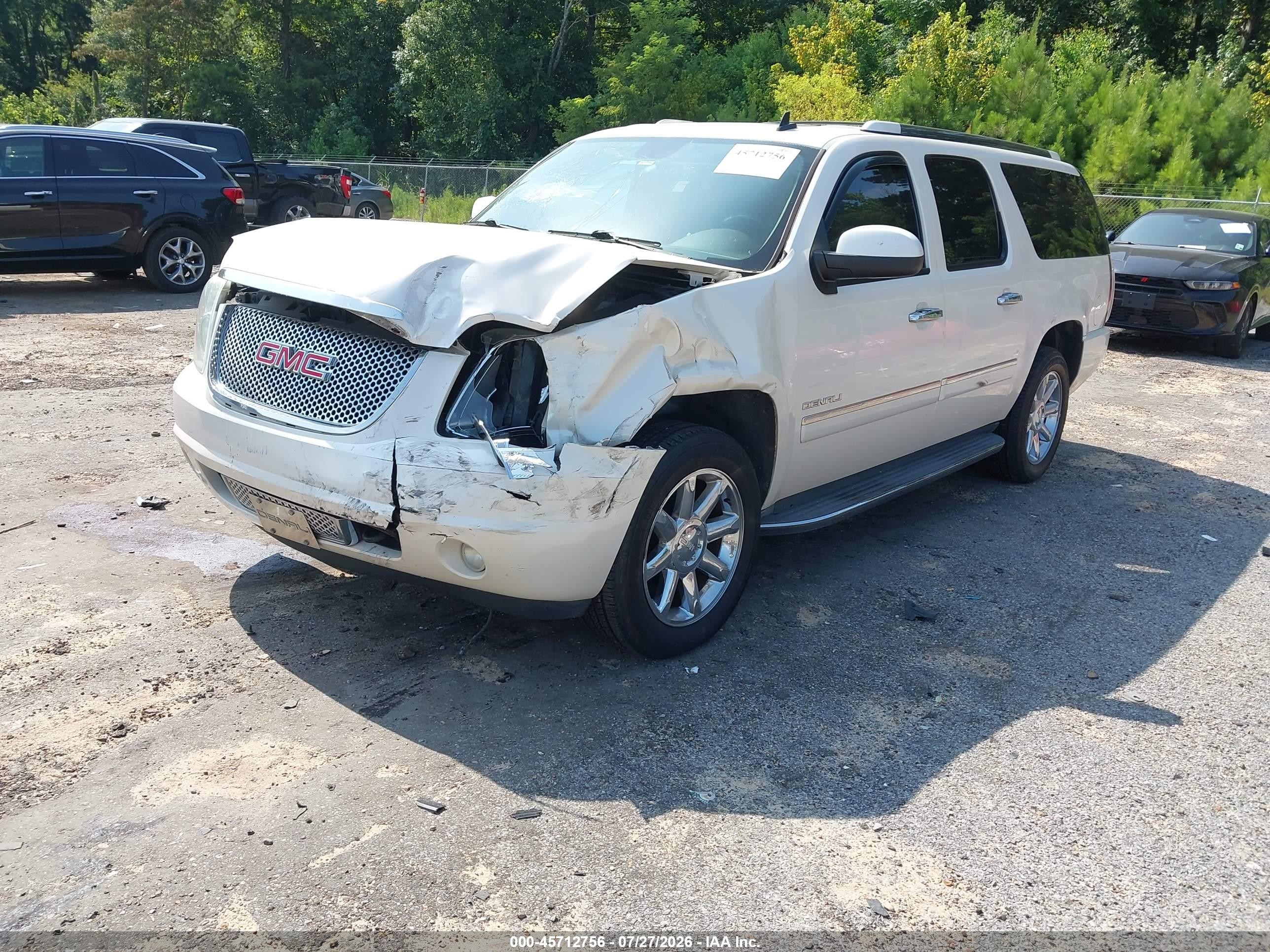 2013 Gmc Yukon Xl 1500 Denali Белый vin: 1GKS2MEFXDR364276