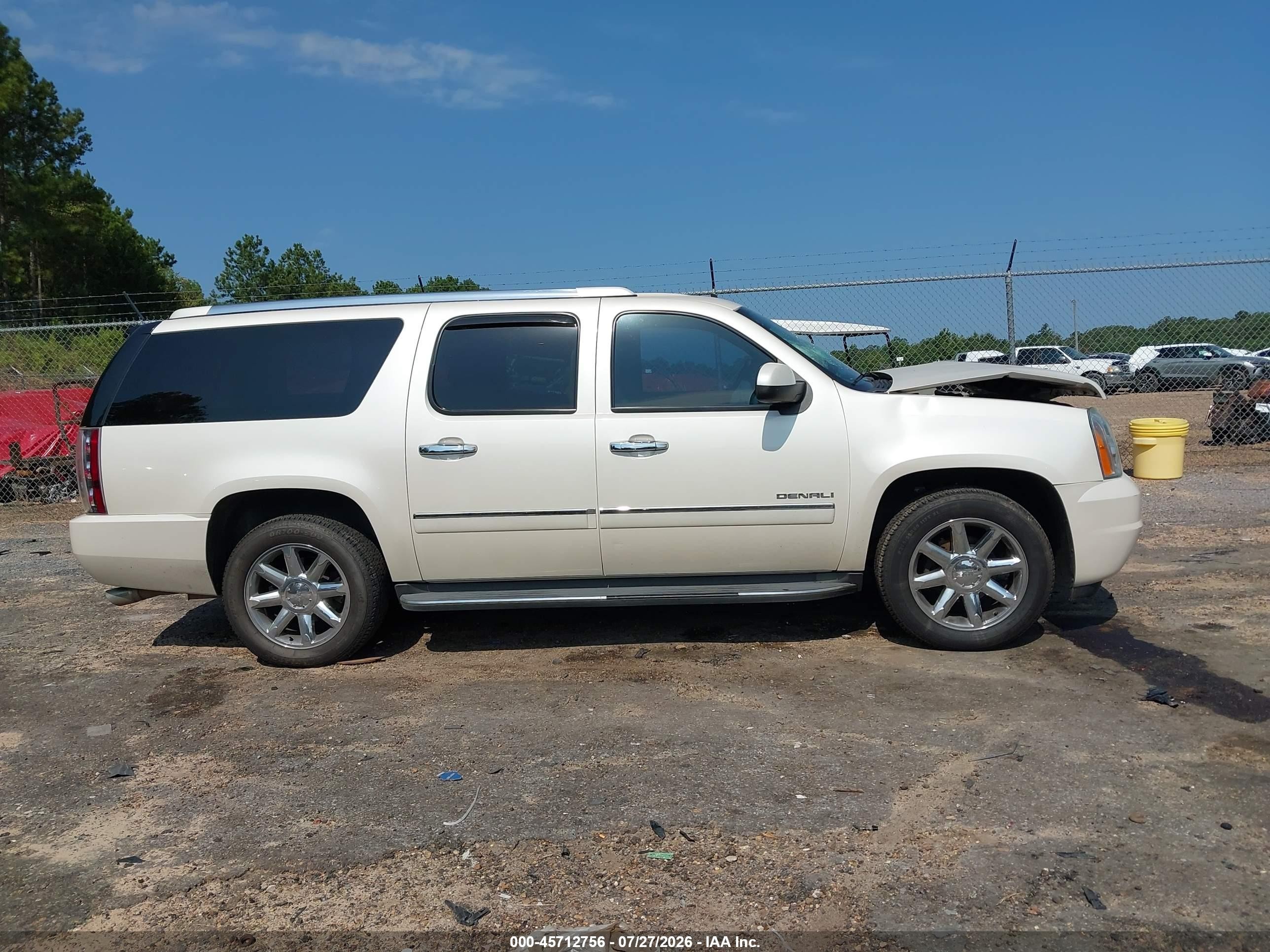 2013 Gmc Yukon Xl 1500 Denali Белый vin: 1GKS2MEFXDR364276