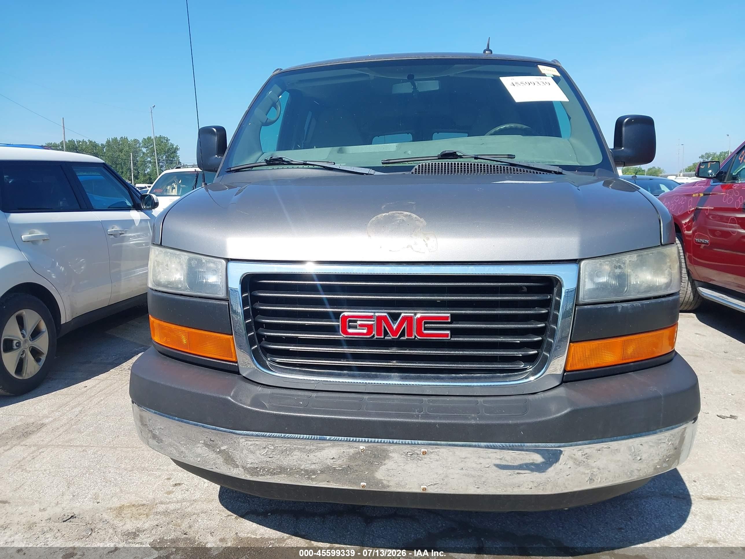 2011 Gmc Savana 1500 Lt Gray vin: 1GKS7CF4XB1111981