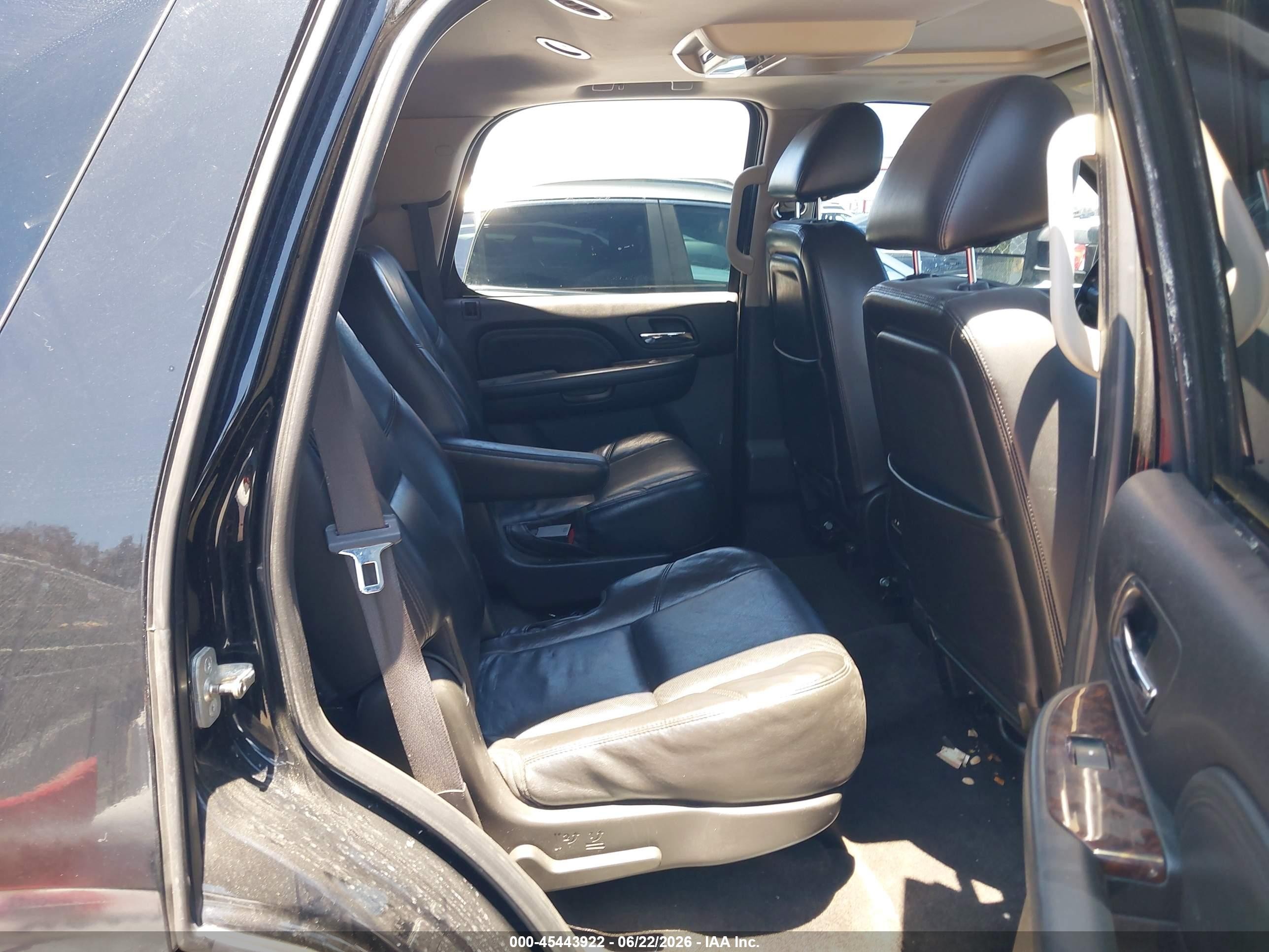 2010 Gmc Yukon Denali Black vin: 1GKUCEEF1AR290947