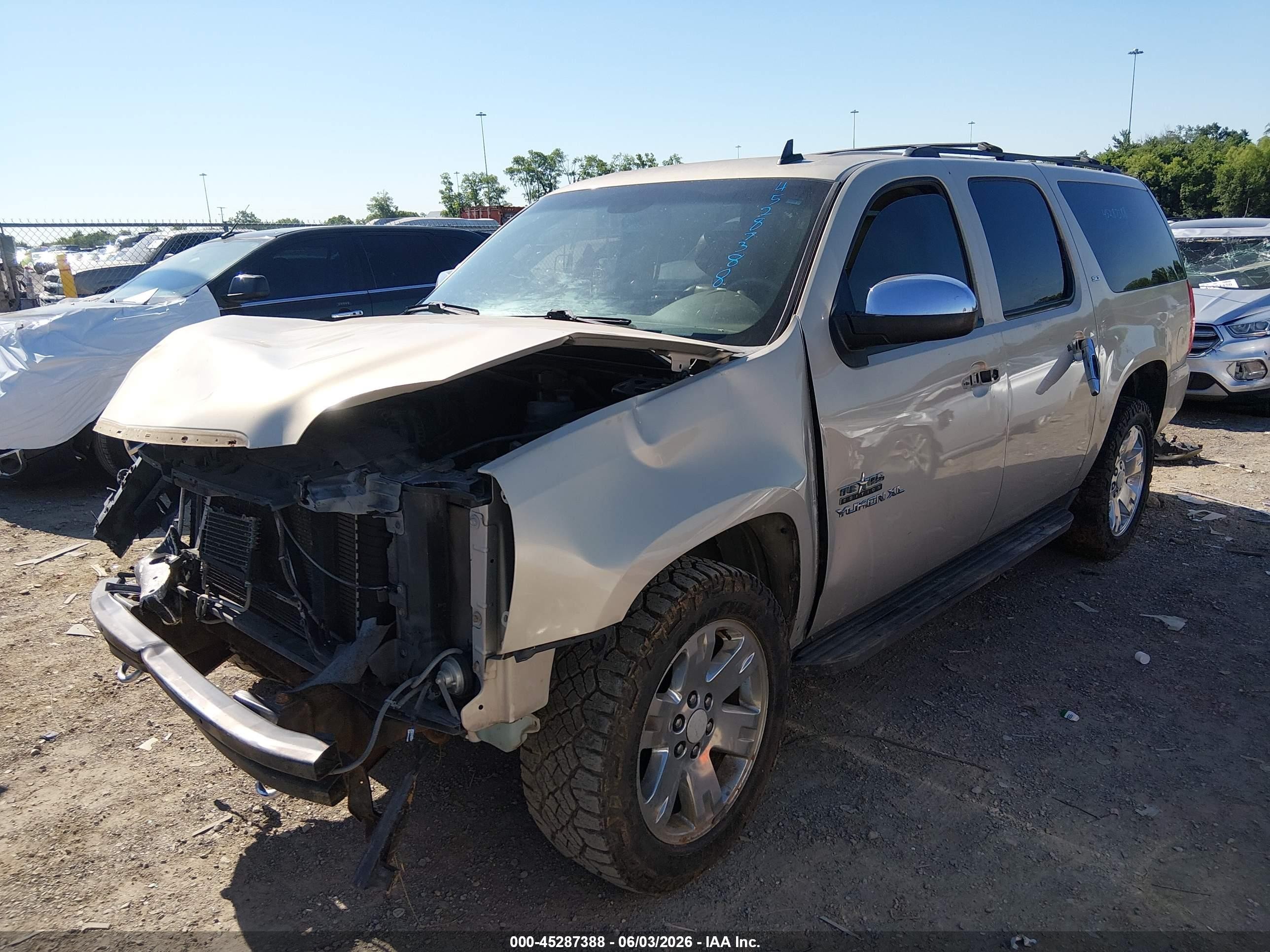2010 Gmc Yukon Xl 1500 Slt Champagne vin: 1GKUCKE03AR128036