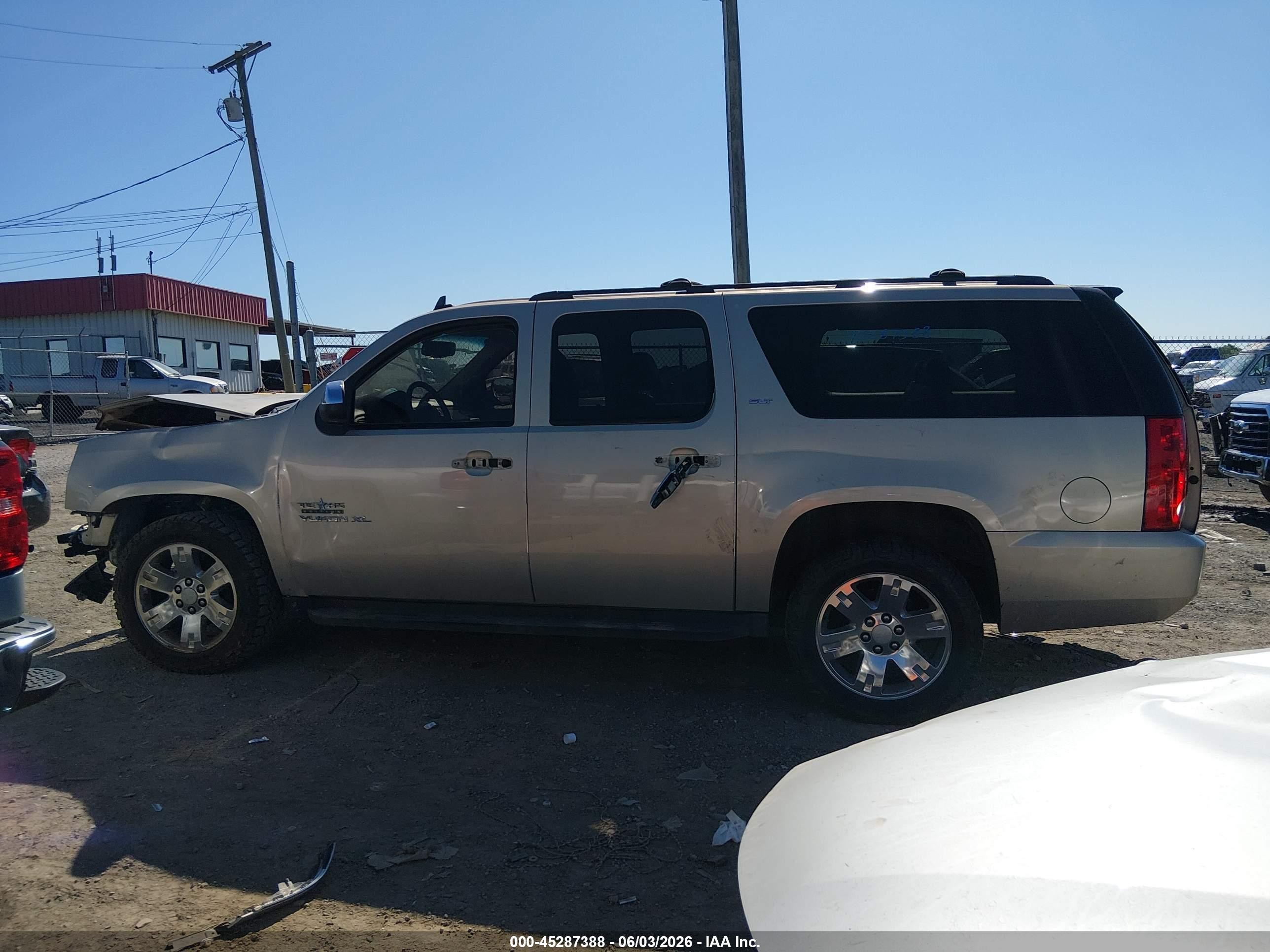 2010 Gmc Yukon Xl 1500 Slt Champagne vin: 1GKUCKE03AR128036
