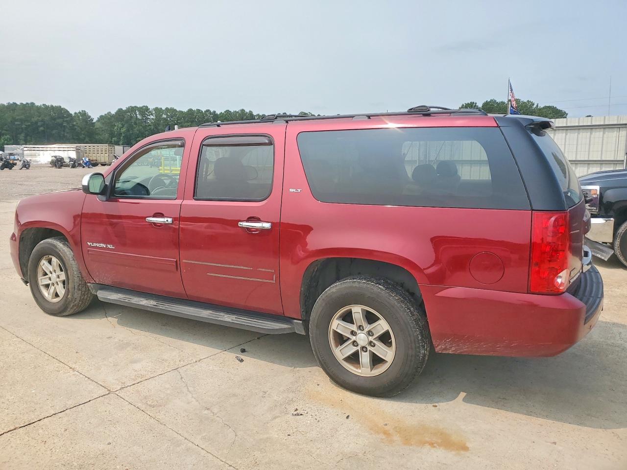 2010 Gmc Yukon Xl C1500 Slt Burgundy vin: 1GKUCKE07AR201439