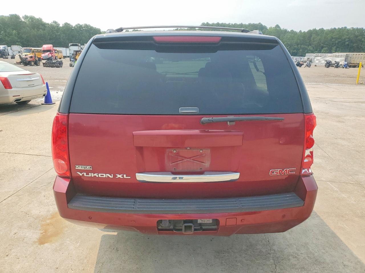 2010 Gmc Yukon Xl C1500 Slt Burgundy vin: 1GKUCKE07AR201439