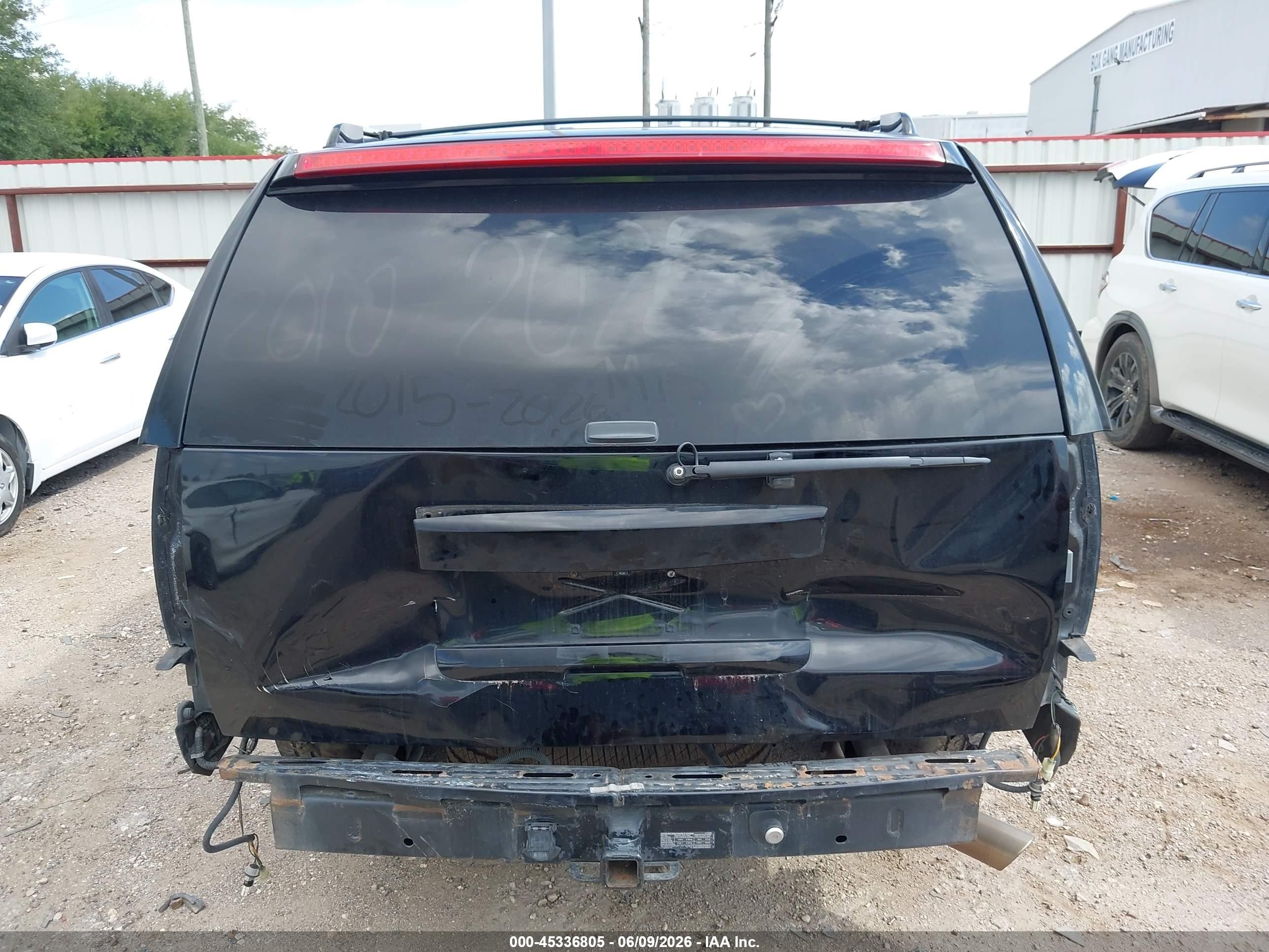 2010 Gmc Yukon Xl 1500 Denali Black vin: 1GKUCMEFXAR177265