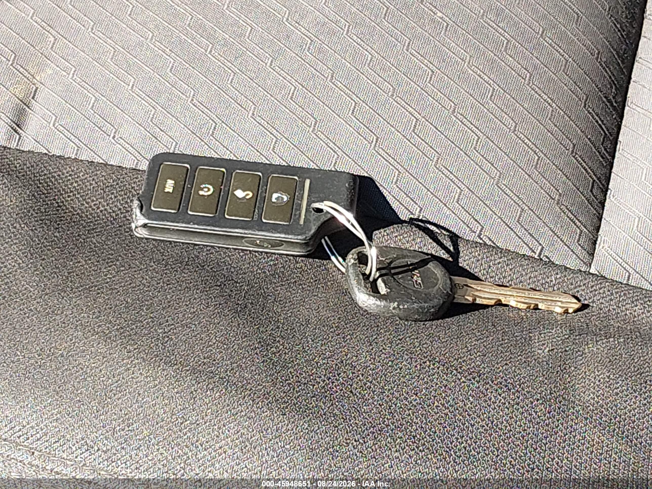 2010 Gmc Yukon Sle Серый vin: 1GKUKAE02AR164670