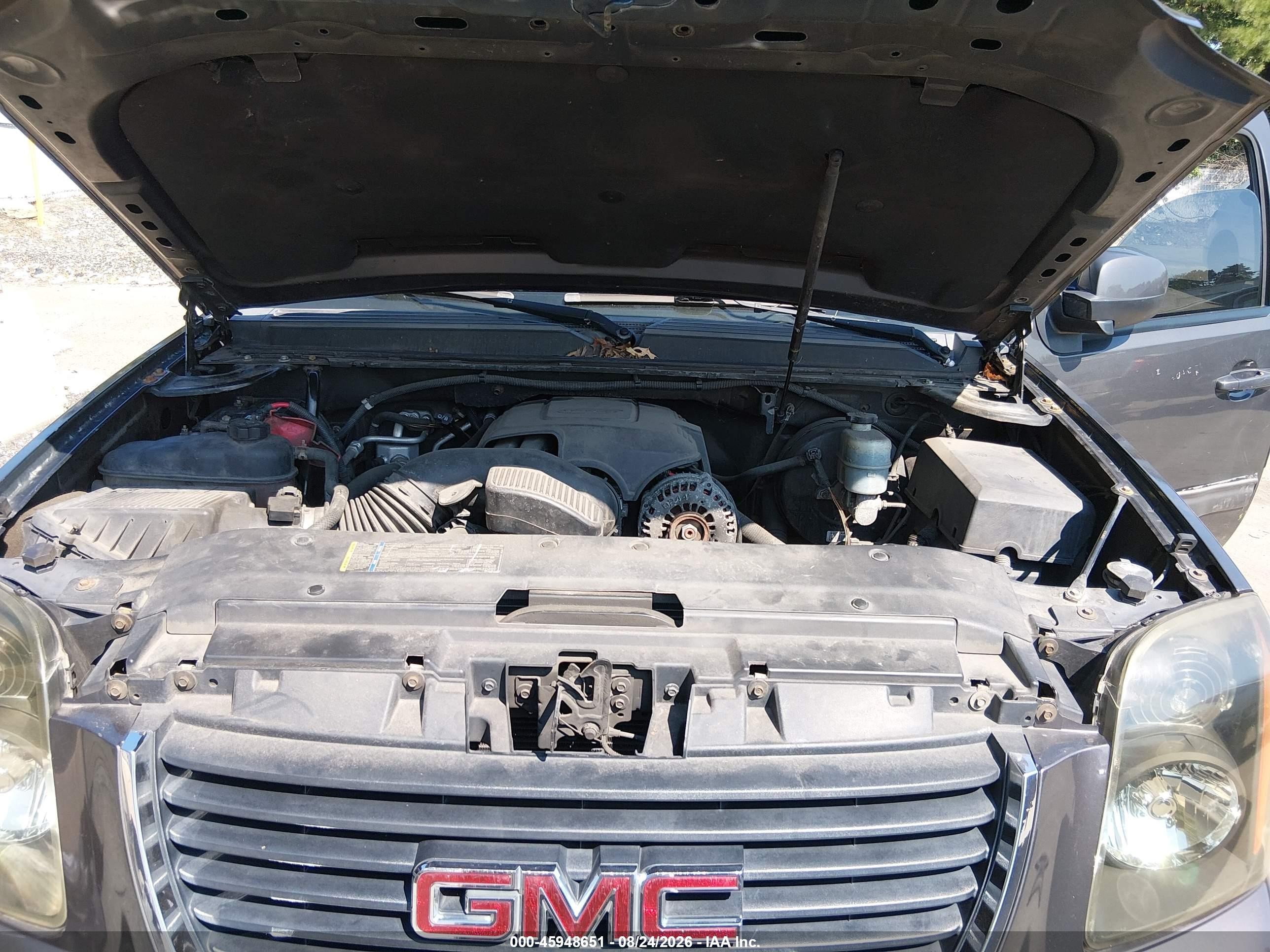 2010 Gmc Yukon Sle Серый vin: 1GKUKAE02AR164670
