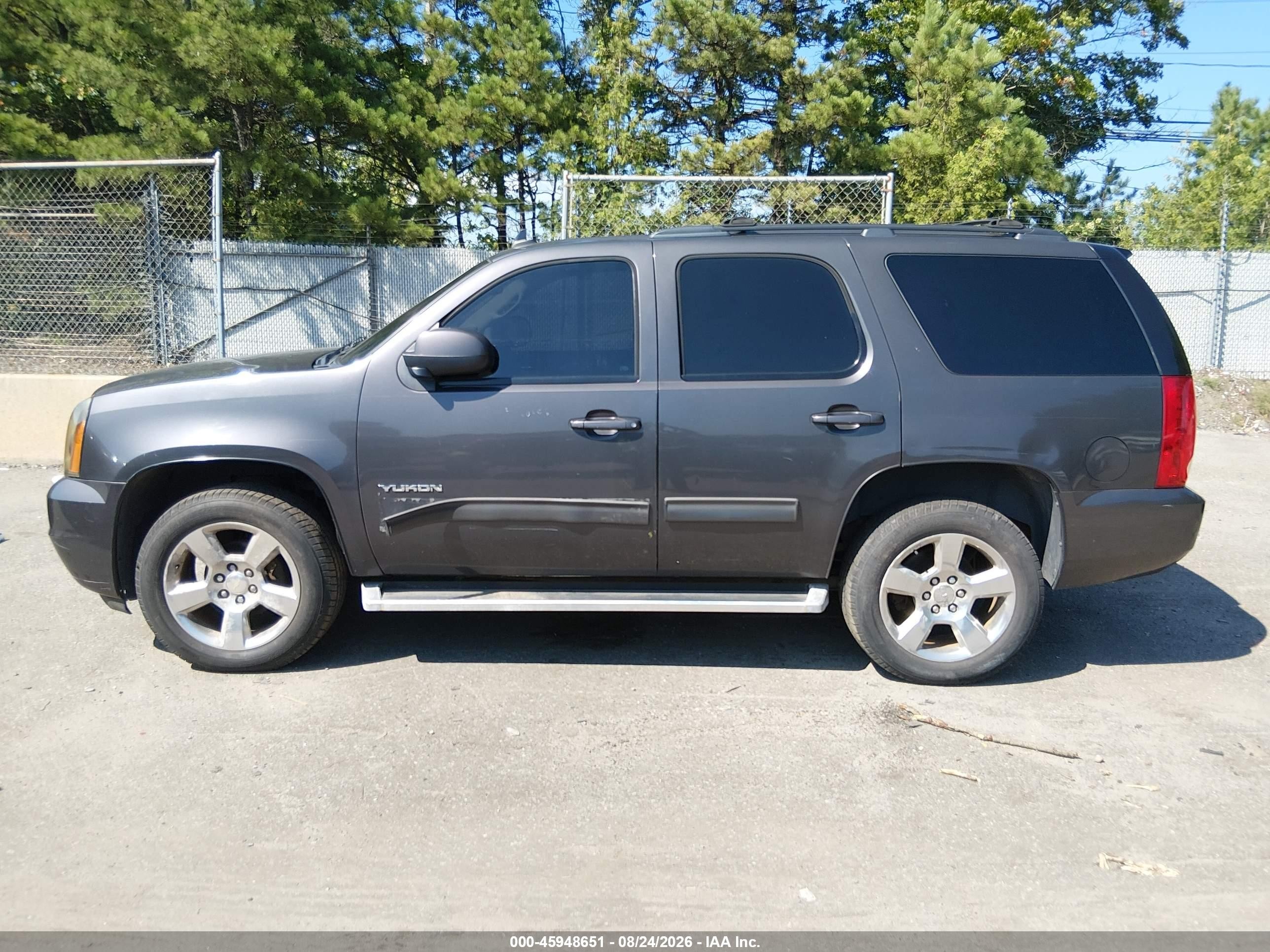2010 Gmc Yukon Sle Серый vin: 1GKUKAE02AR164670