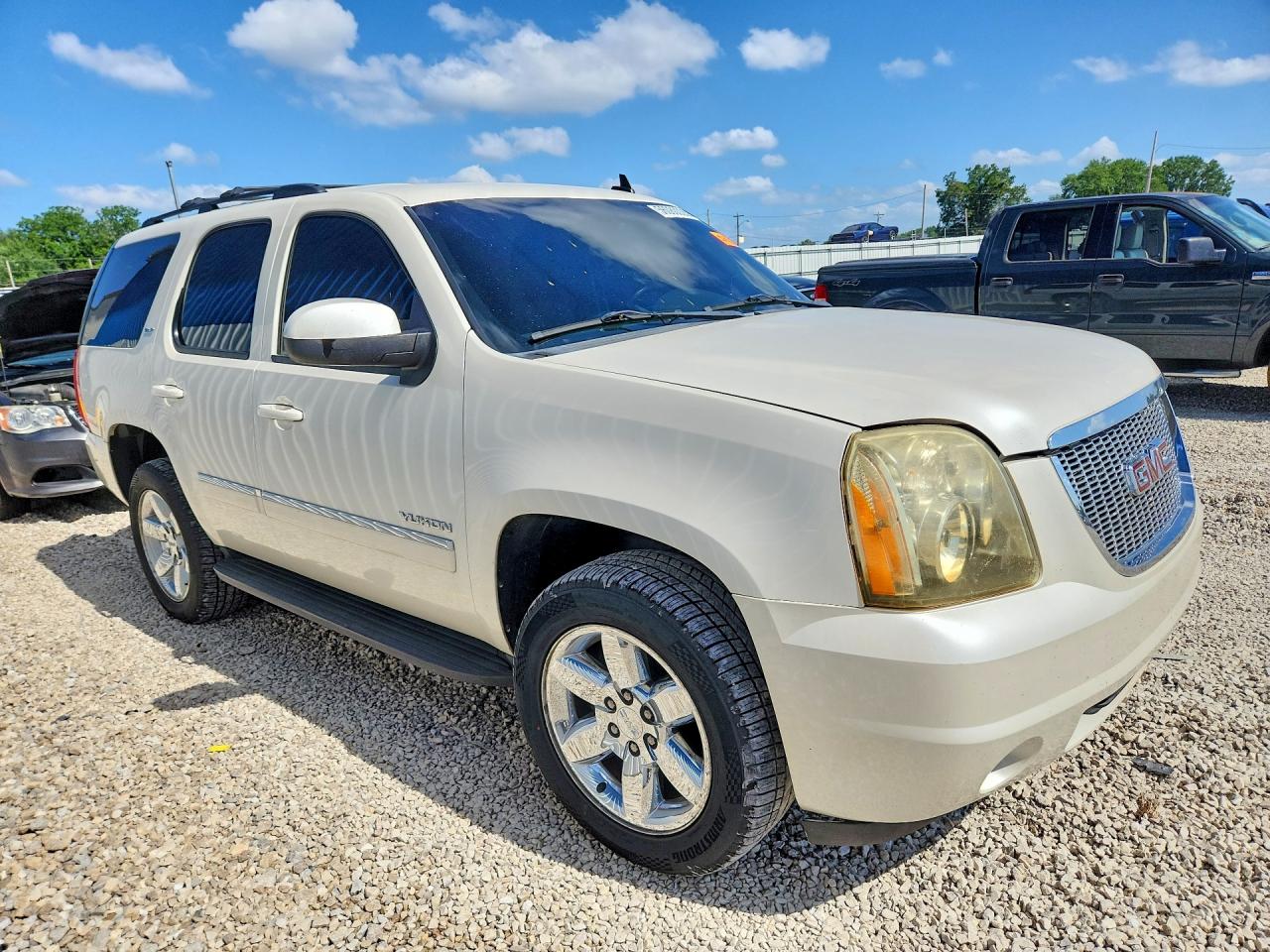2010 Gmc Yukon Slt Cream vin: 1GKUKCE01AR282057