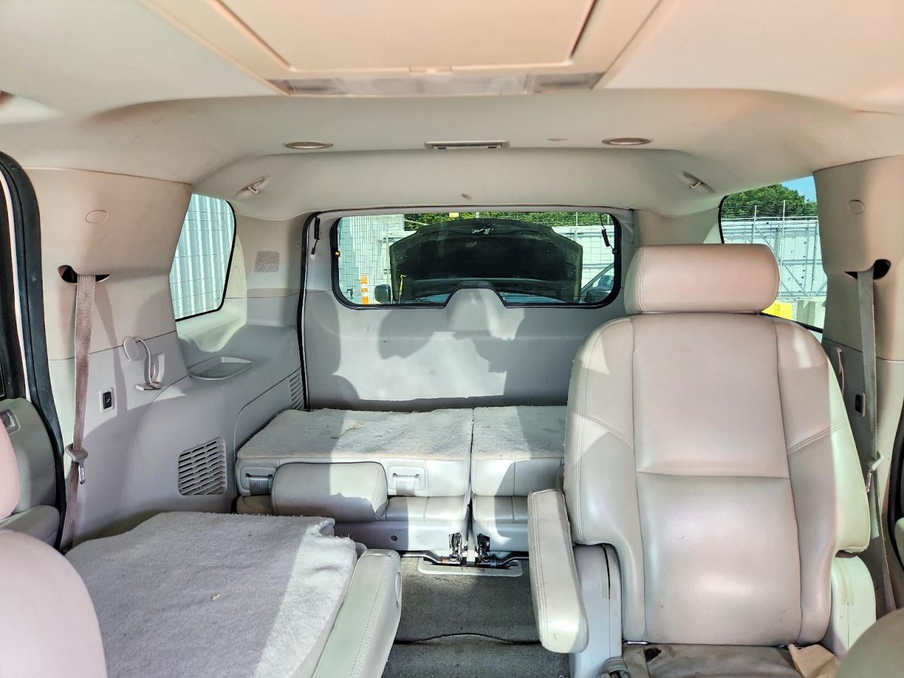 2010 Gmc Yukon Slt Cream vin: 1GKUKCE01AR282057