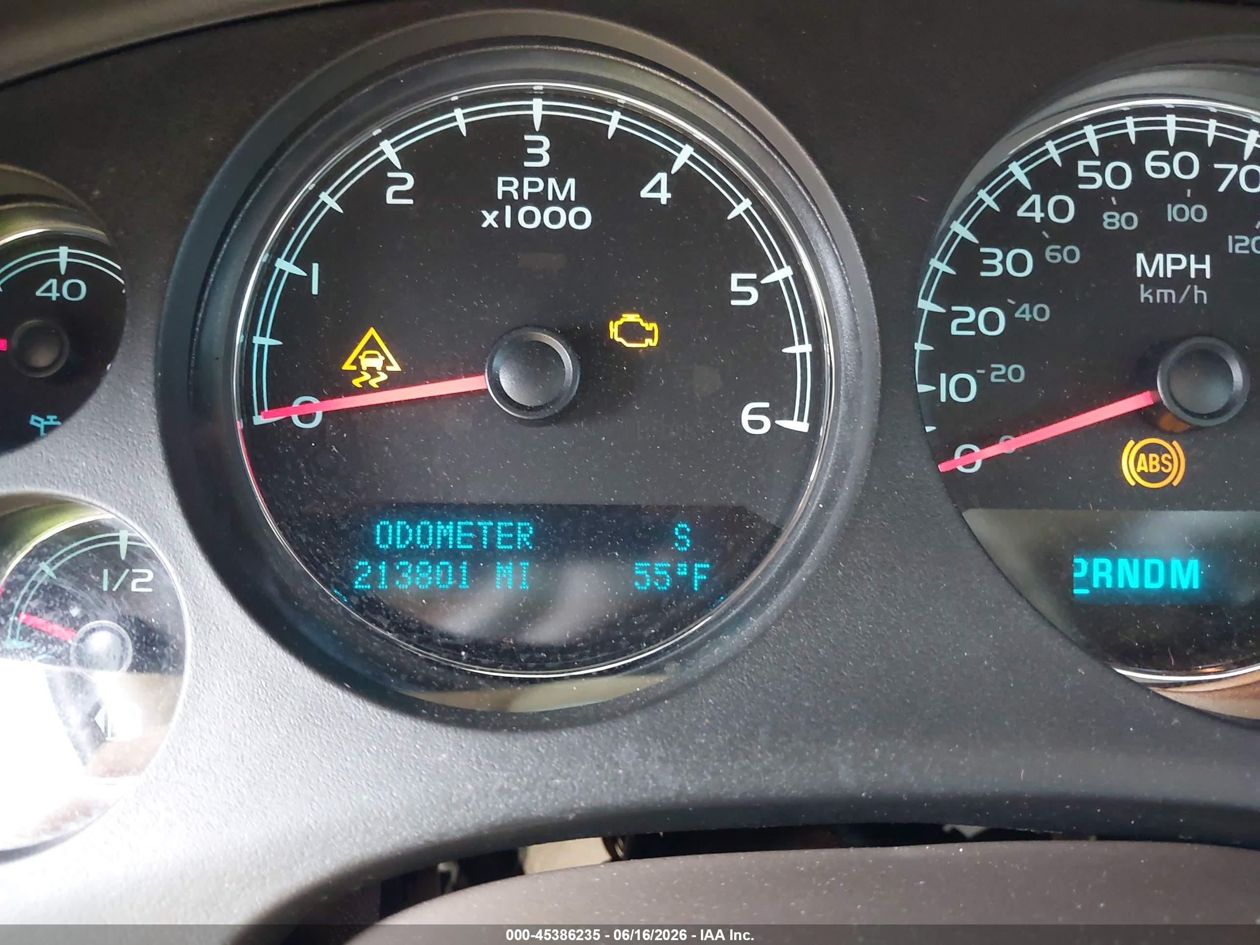 2010 Gmc Yukon Slt White vin: 1GKUKCE05AR143906