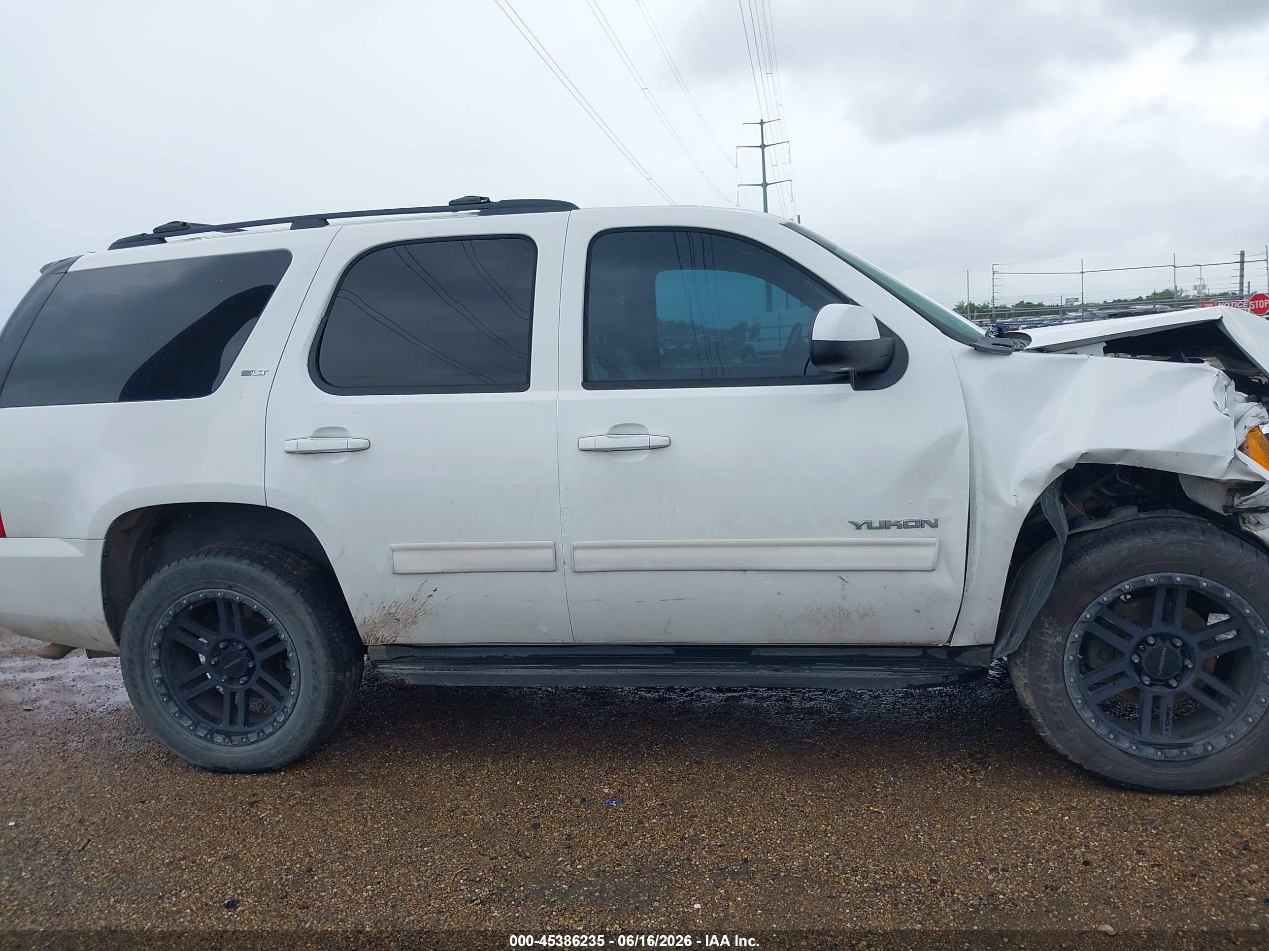 2010 Gmc Yukon Slt White vin: 1GKUKCE05AR143906