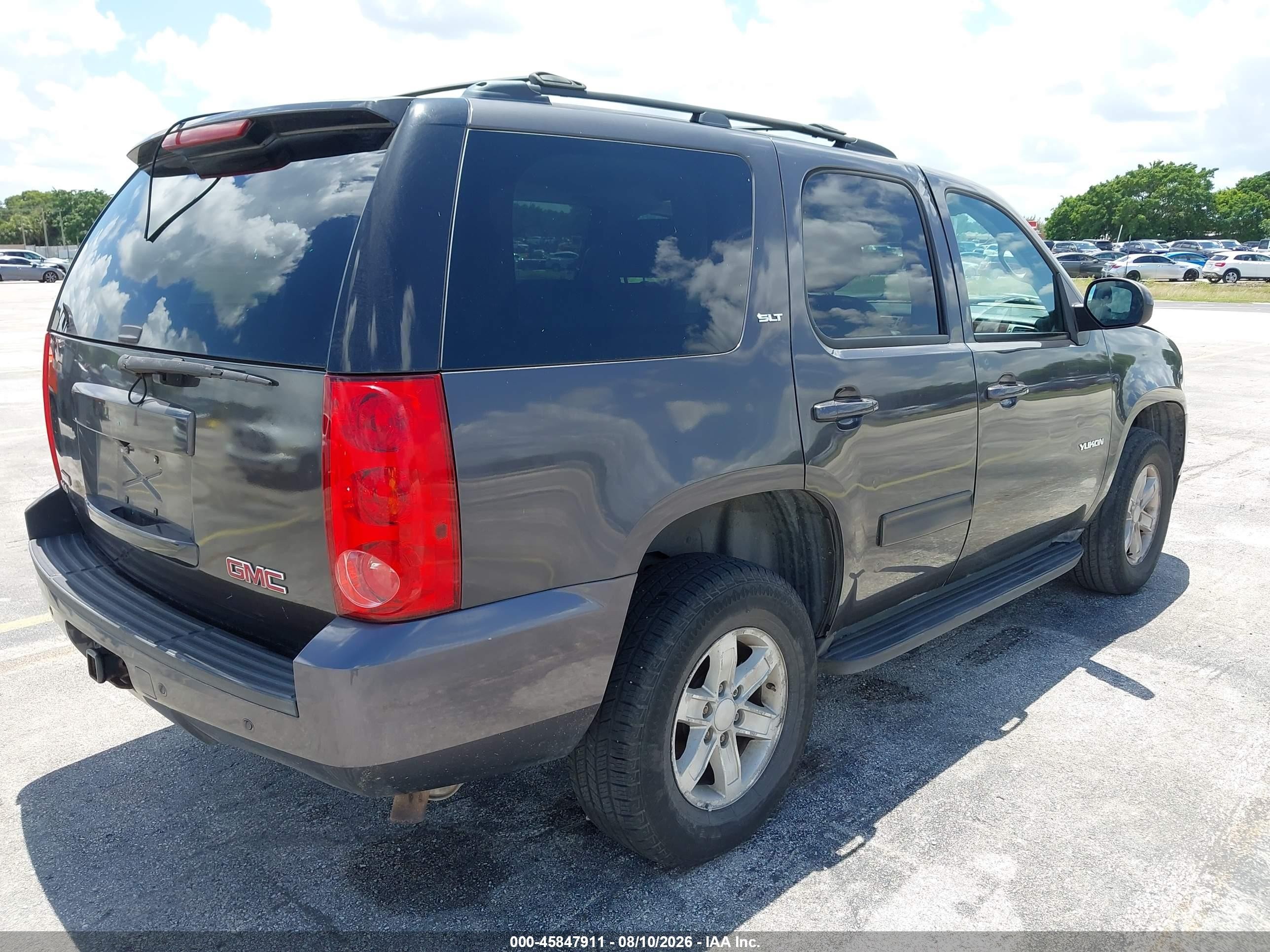 2010 Gmc Yukon Slt Серый vin: 1GKUKCE05AR208575