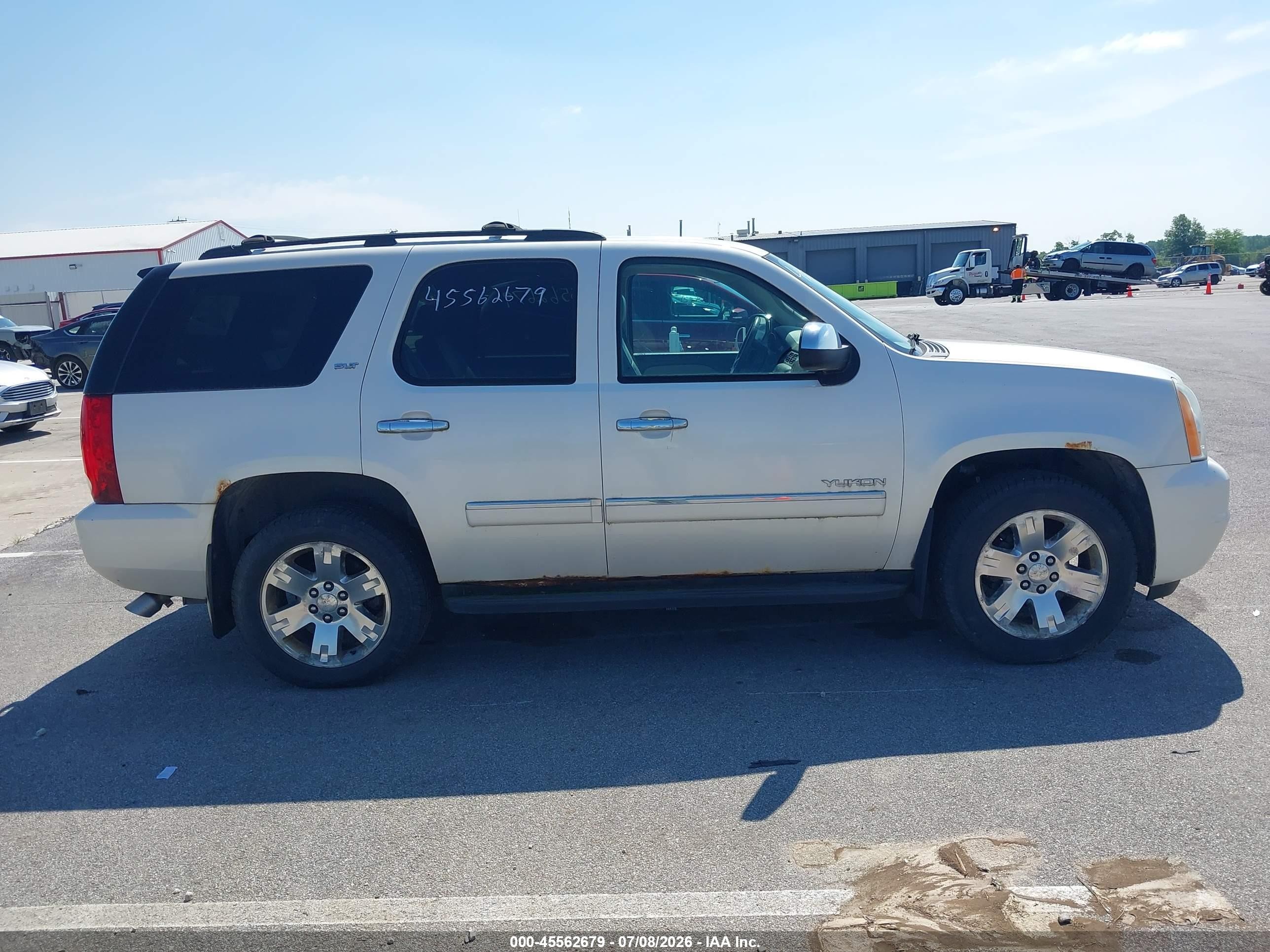 2010 Gmc Yukon Slt White vin: 1GKUKCE07AR209291