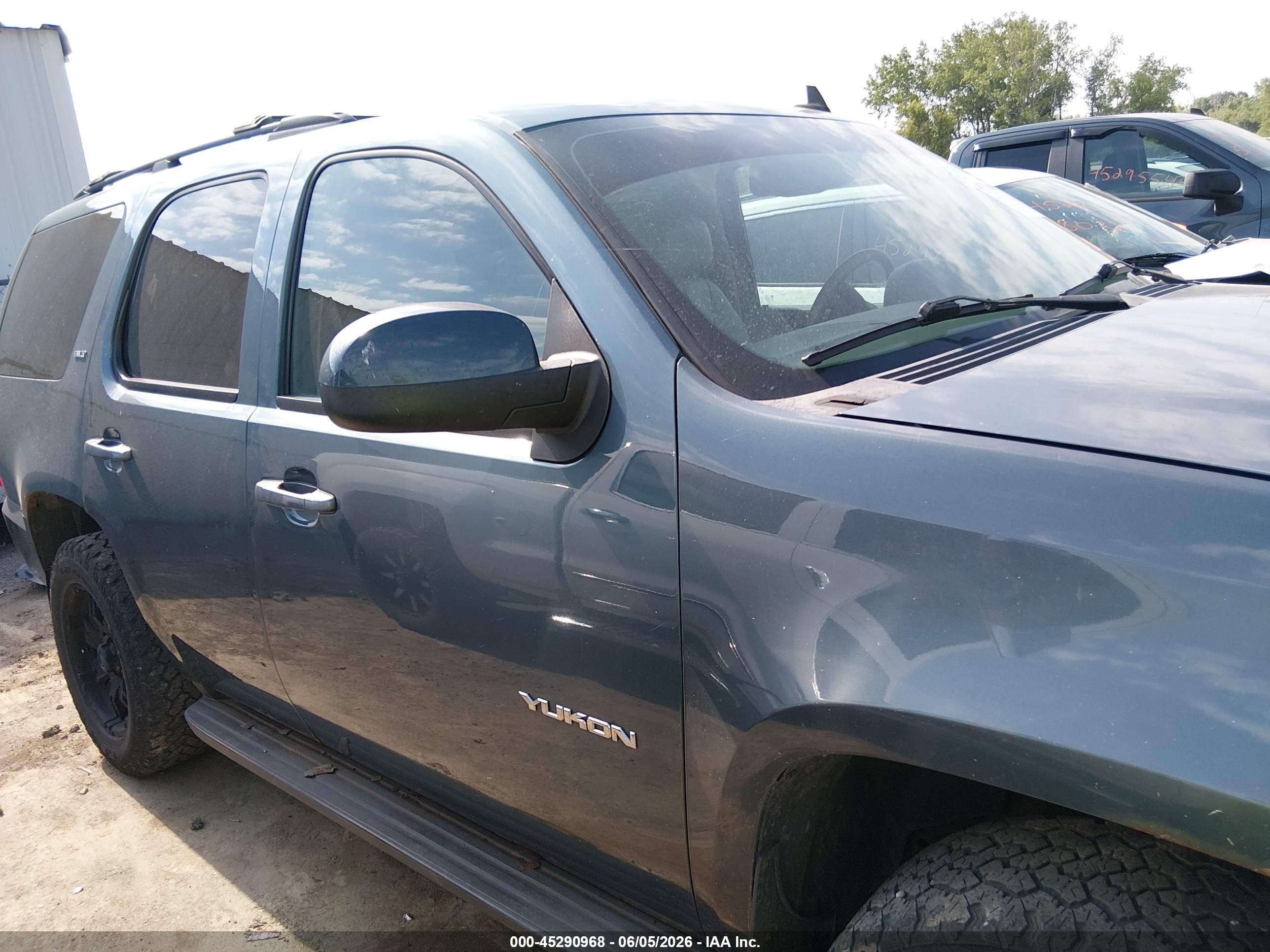 2010 Gmc Yukon Slt Синий vin: 1GKUKCE09AR135887