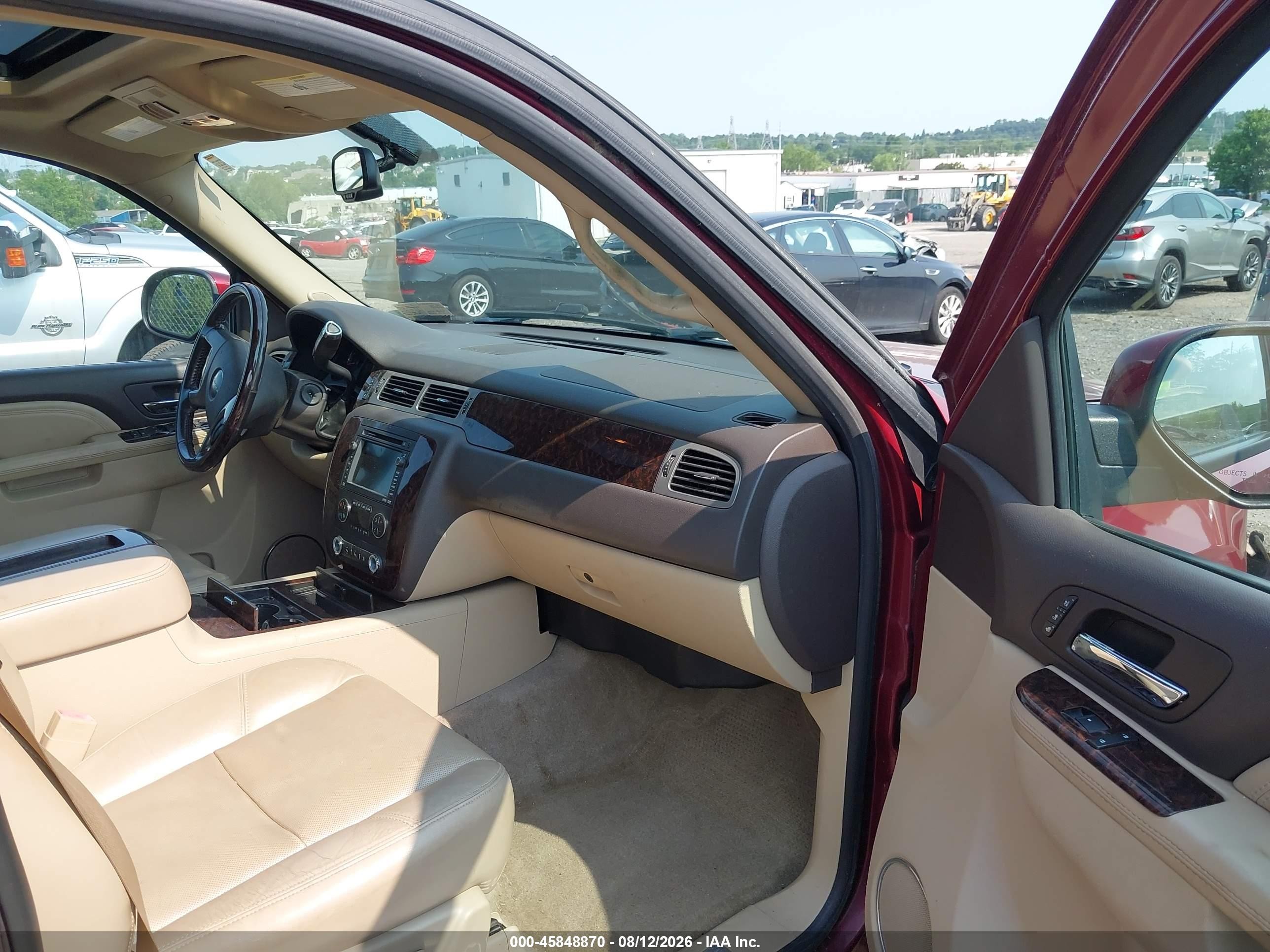 2010 Gmc Yukon Denali Красный vin: 1GKUKEEF0AR143764