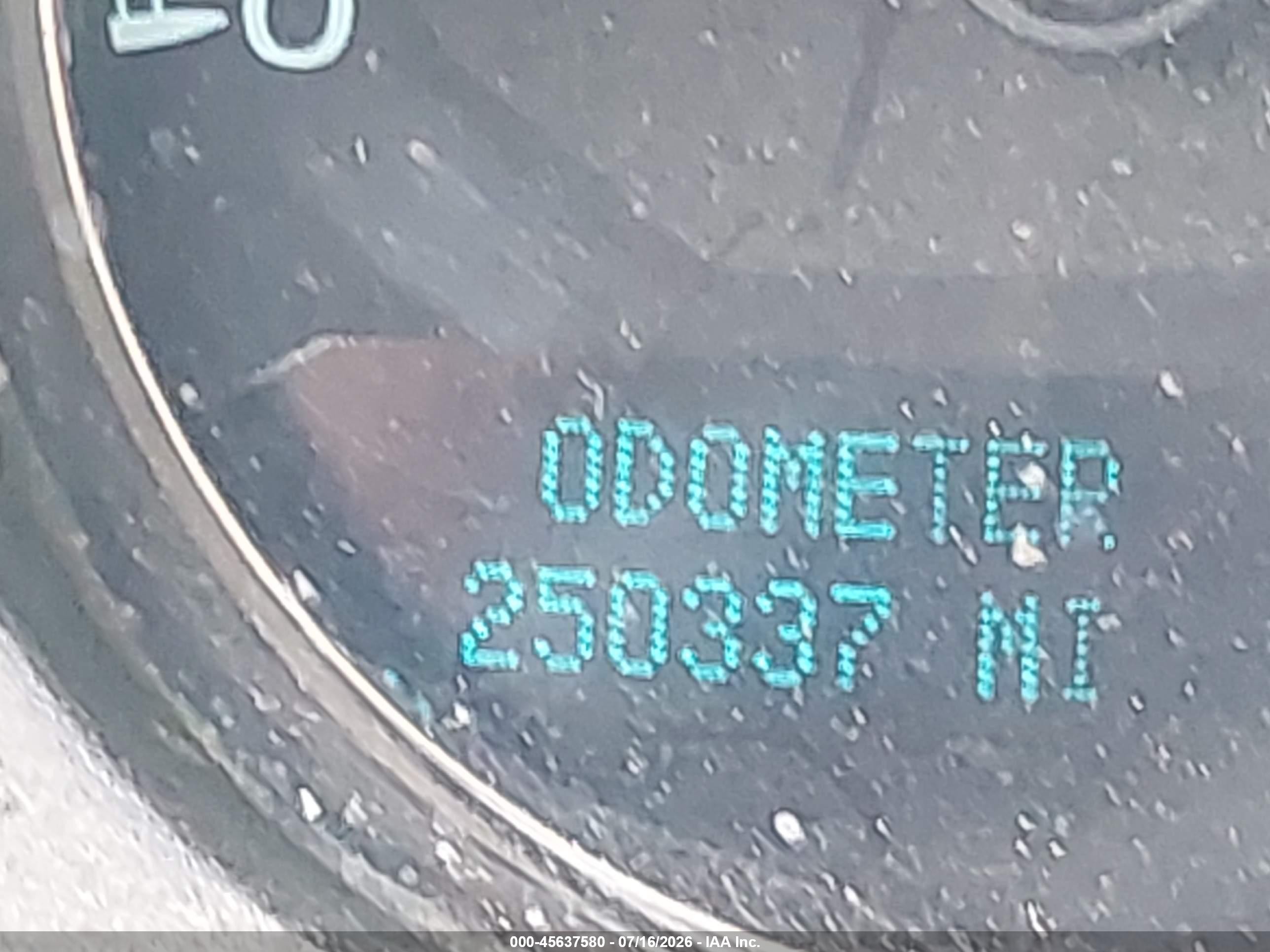 2010 Gmc Yukon Denali Maroon vin: 1GKUKEEF1AR155972