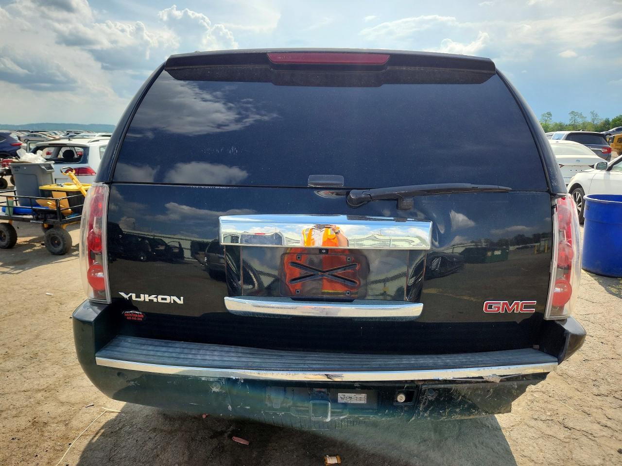 2010 Gmc Yukon Denali Black vin: 1GKUKEEF1AR239581