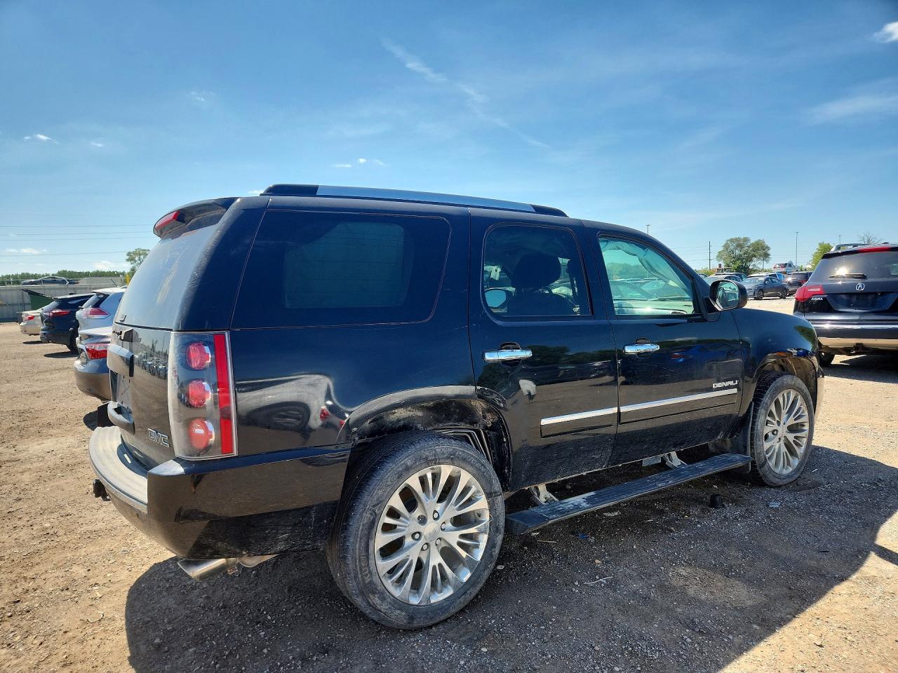 2010 Gmc Yukon Denali Black vin: 1GKUKEEF1AR268241