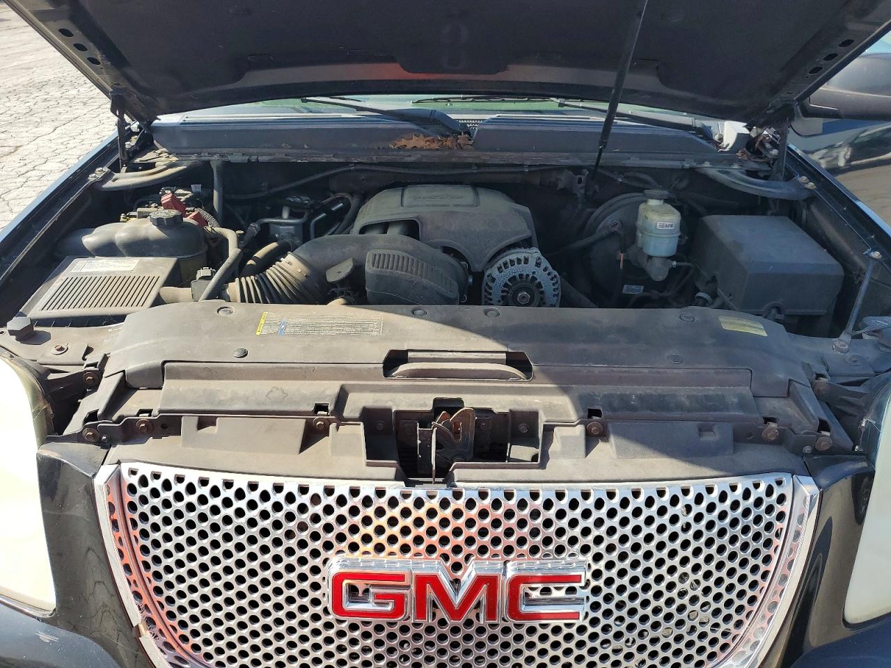 2010 Gmc Yukon Denali Black vin: 1GKUKEEF6AR193570