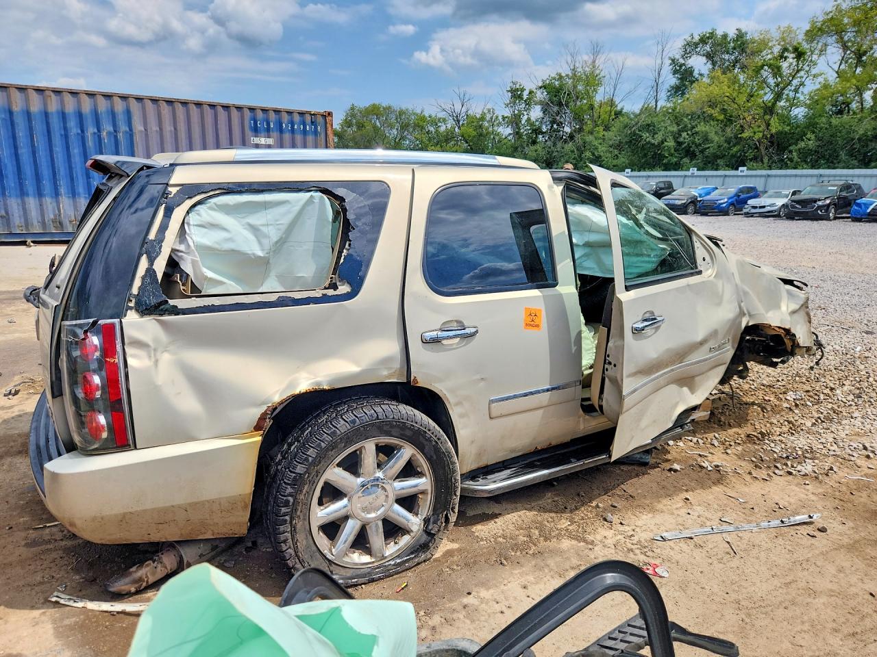 2010 Gmc Yukon Denali Tan vin: 1GKUKEEF7AR104704