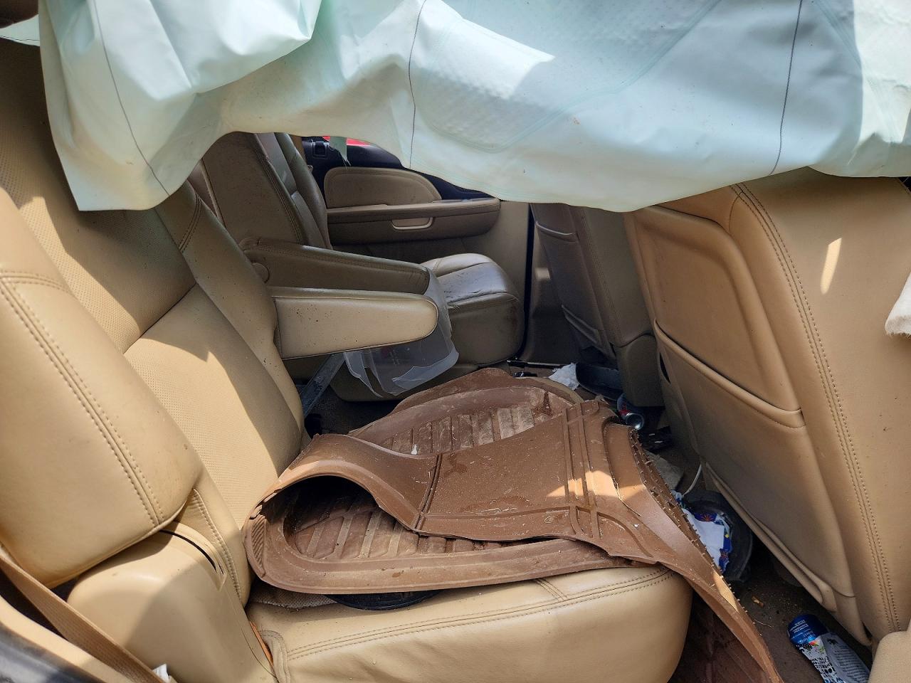 2010 Gmc Yukon Denali Tan vin: 1GKUKEEF7AR104704