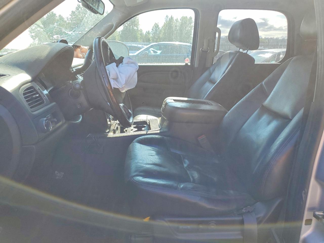 2010 Gmc Yukon Denali Silver vin: 1GKUKEEF7AR136164
