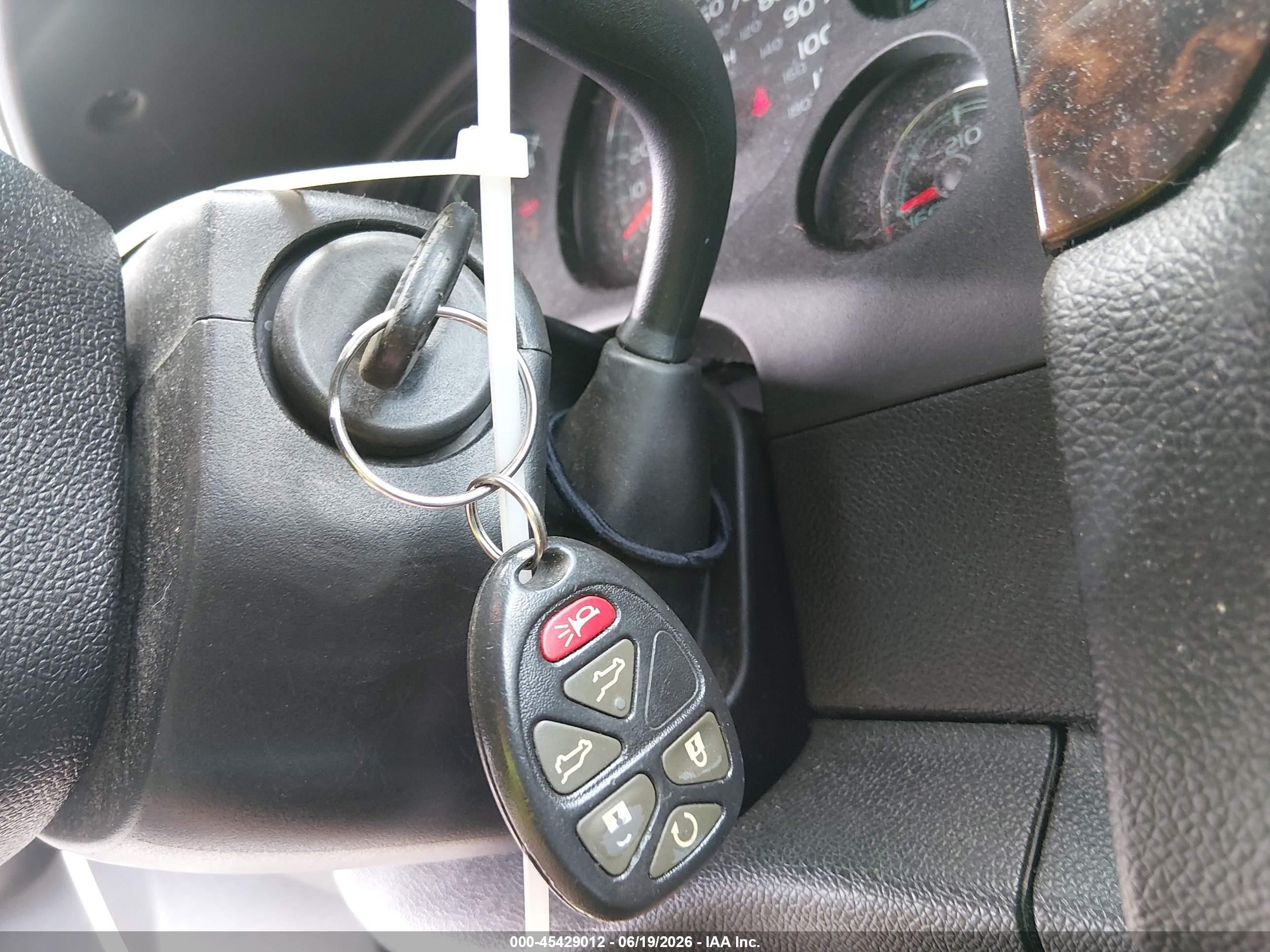 2010 Gmc Yukon Denali Белый vin: 1GKUKEEF7AR277087
