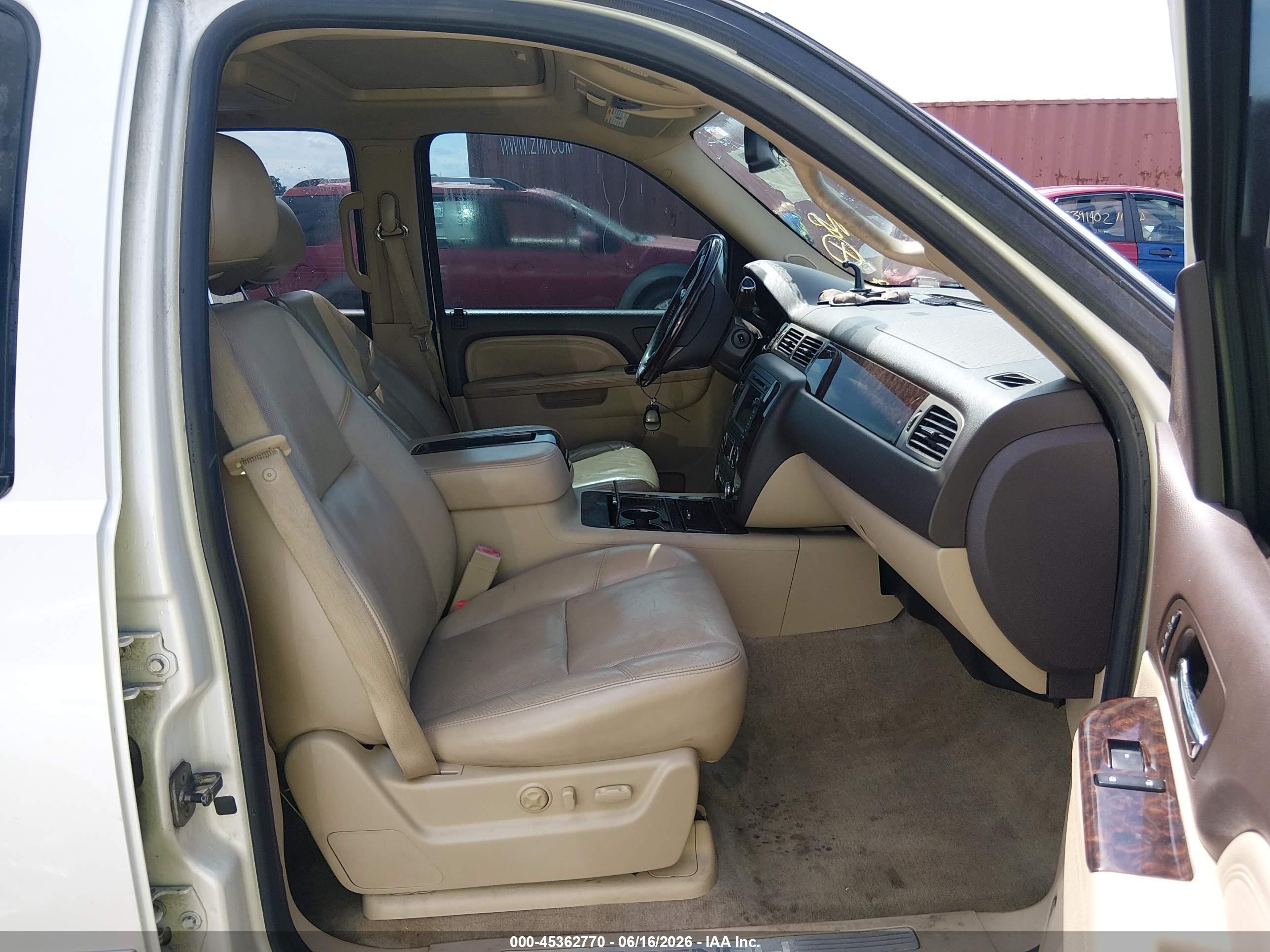 2010 Gmc Yukon Denali White vin: 1GKUKEEF8AR134018