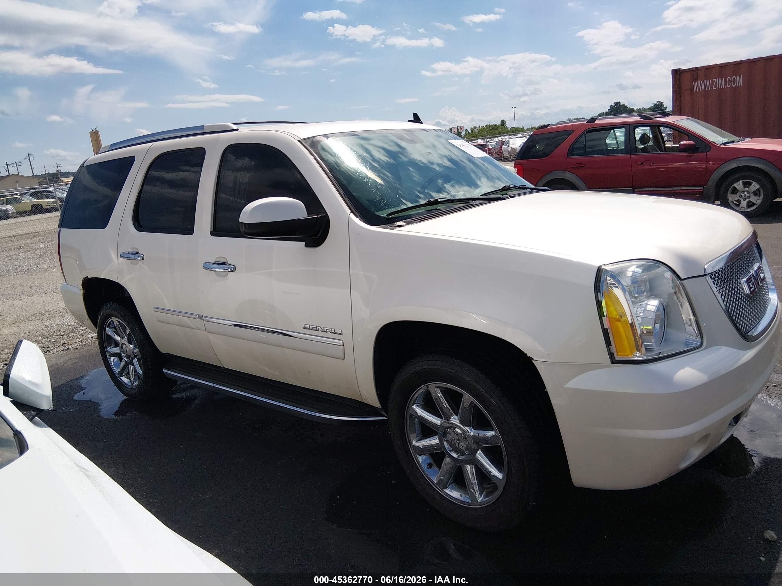 2010 Gmc Yukon Denali White vin: 1GKUKEEF8AR134018