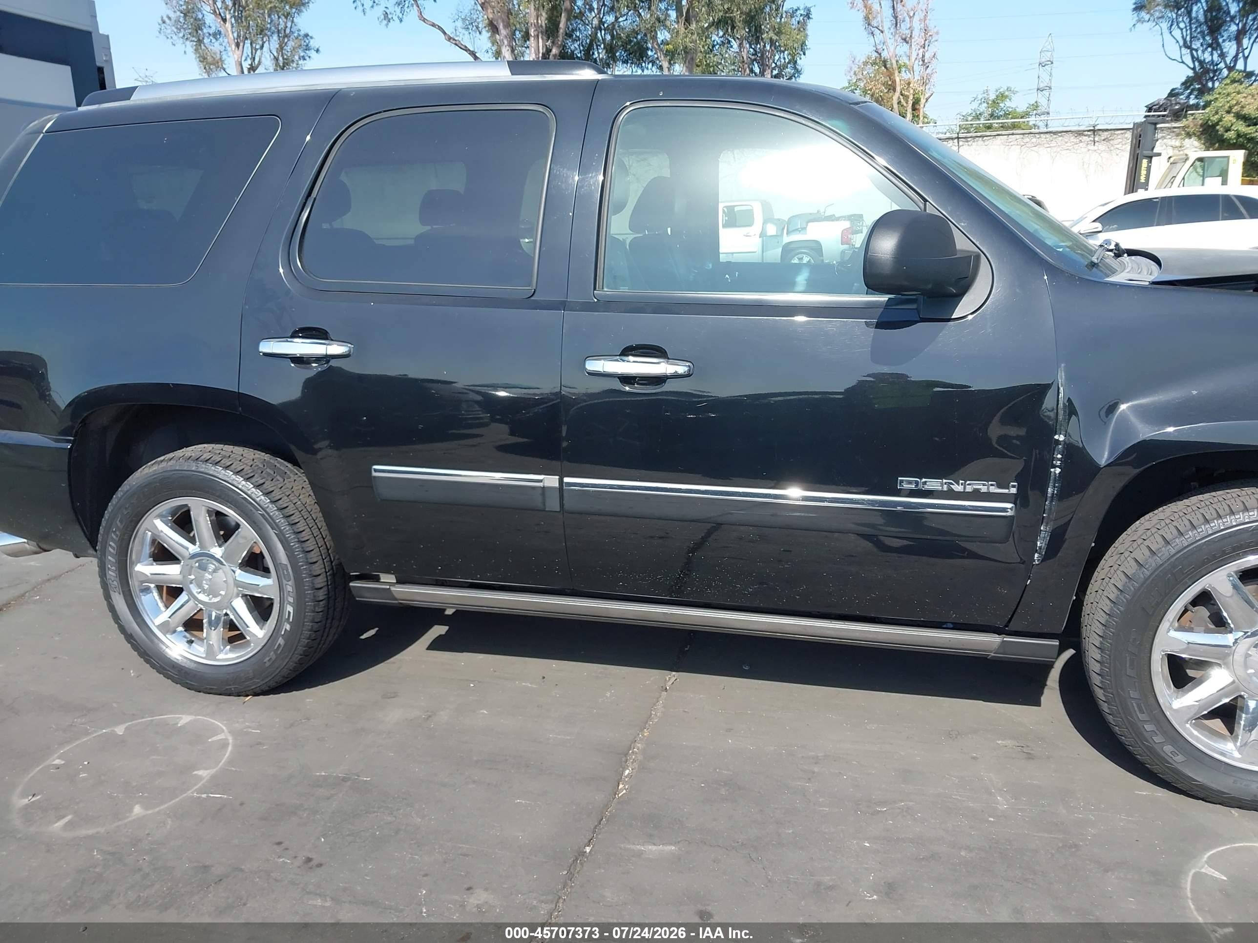 2010 Gmc Yukon Denali Black vin: 1GKUKEEF8AR275686