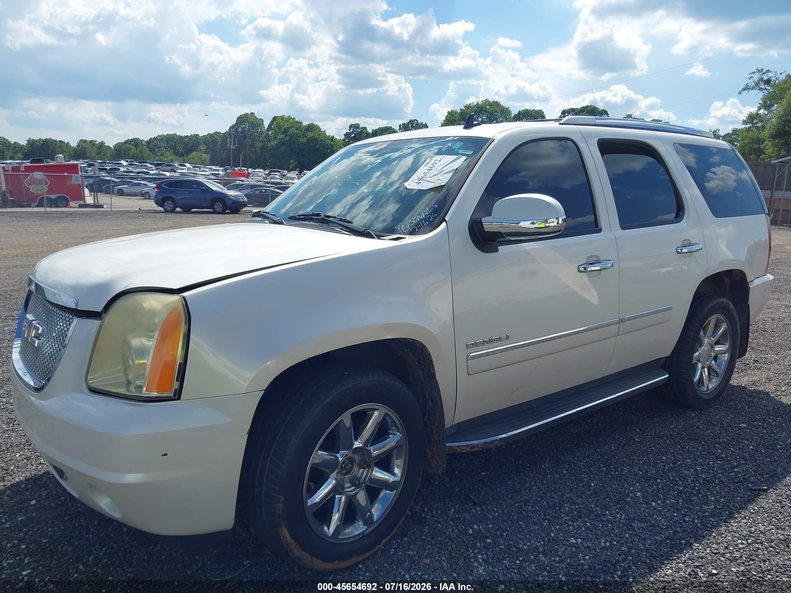 2010 Gmc Yukon Denali Белый vin: 1GKUKEEF8AR283710