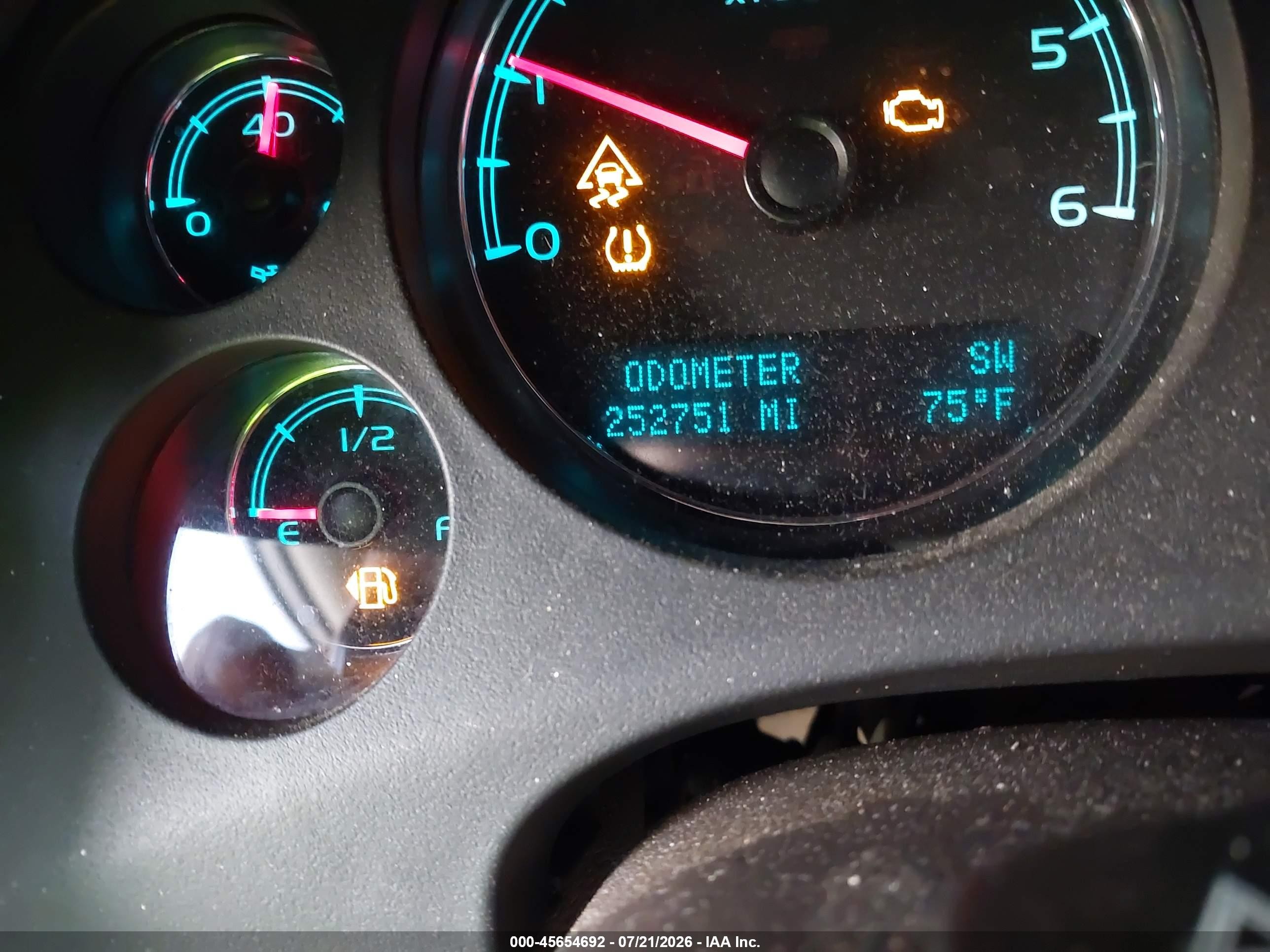 2010 Gmc Yukon Denali Белый vin: 1GKUKEEF8AR283710