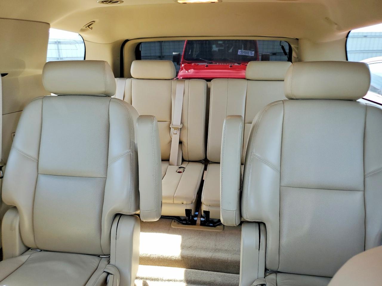 2010 Gmc Yukon Denali White vin: 1GKUKEEF8AR290270