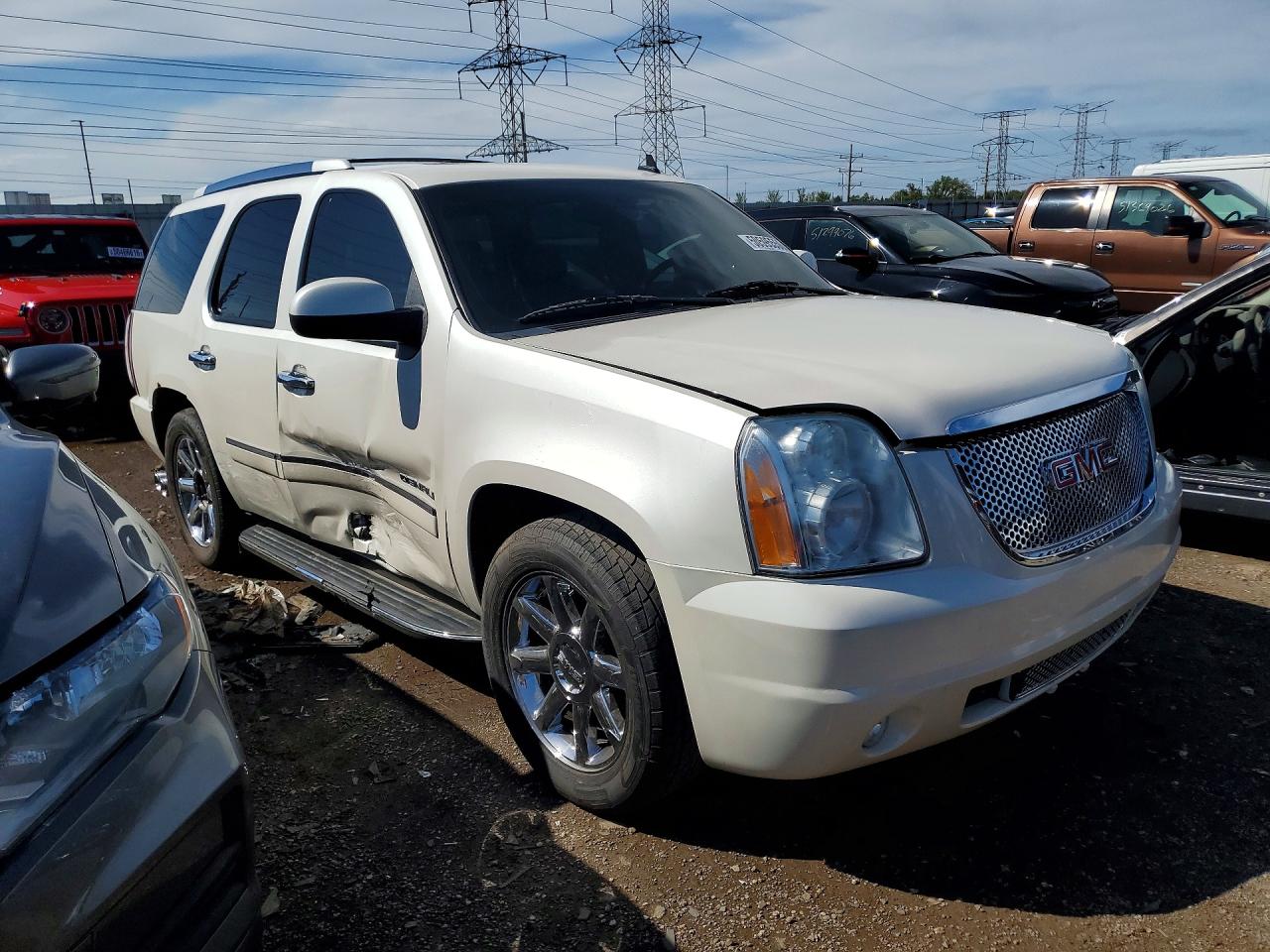 2010 Gmc Yukon Denali White vin: 1GKUKEEF8AR290270