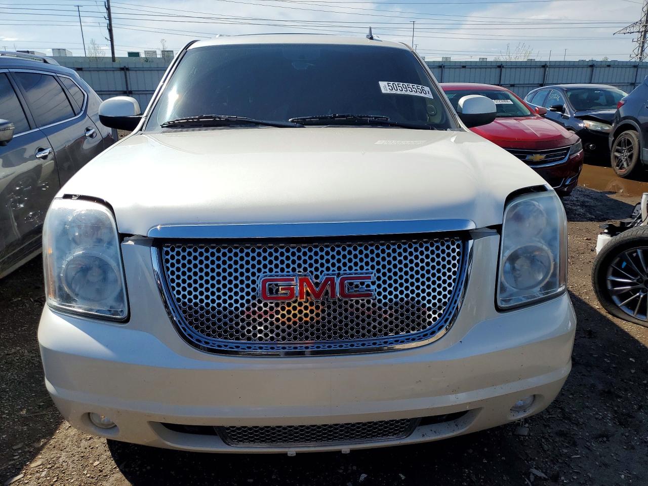 2010 Gmc Yukon Denali White vin: 1GKUKEEF8AR290270
