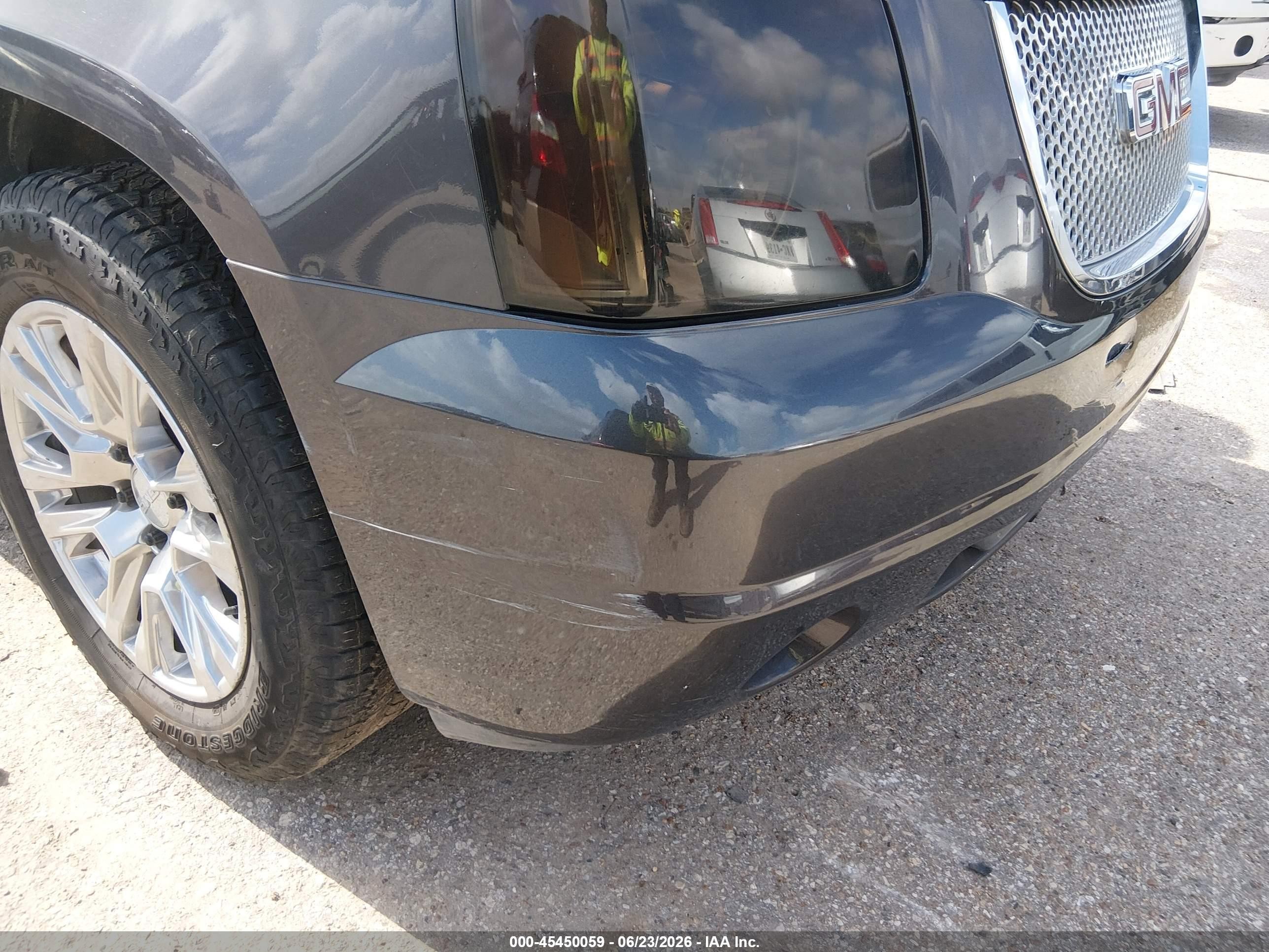 2010 Gmc Yukon Denali Gray vin: 1GKUKEEF9AR147201
