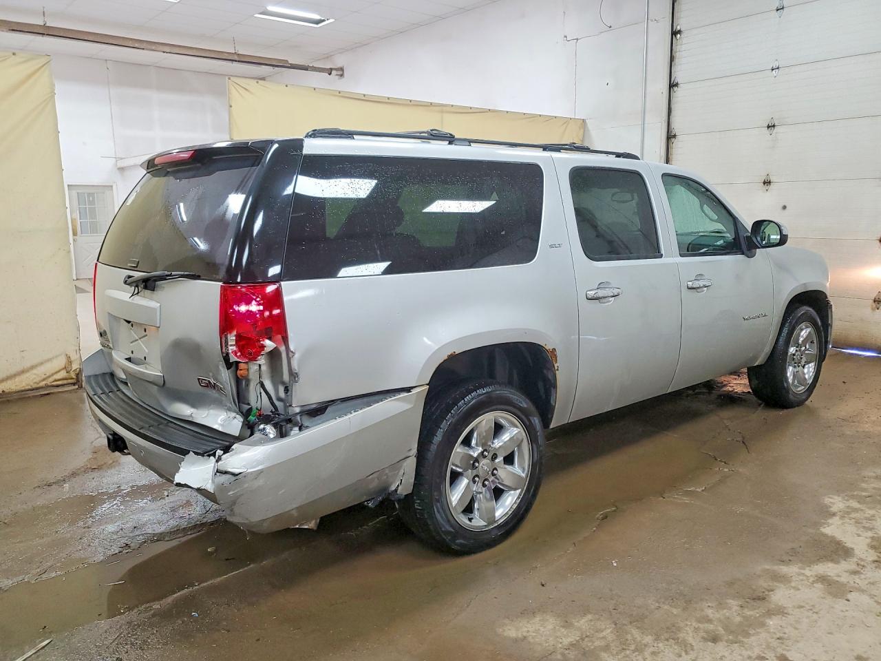 2010 Gmc Yukon Xl K1500 Slt Silver vin: 1GKUKKE32AR229095